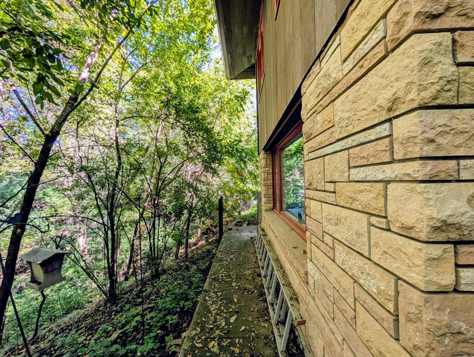 Montevideo, MN 56265,727 N 1st ST