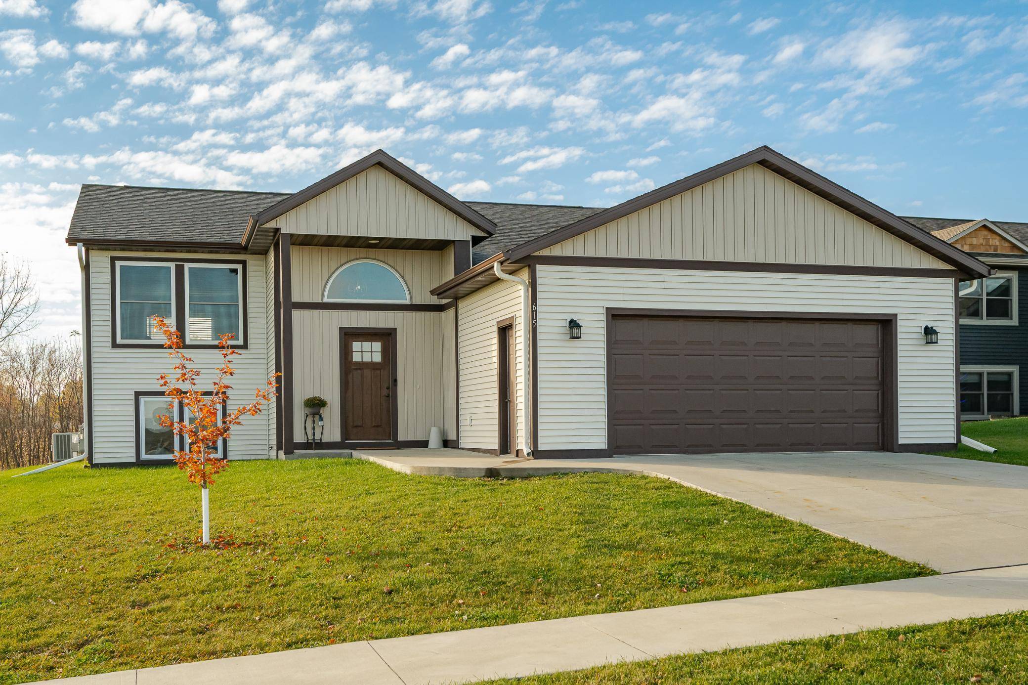 Plainview, MN 55964,615 7th AVE NE