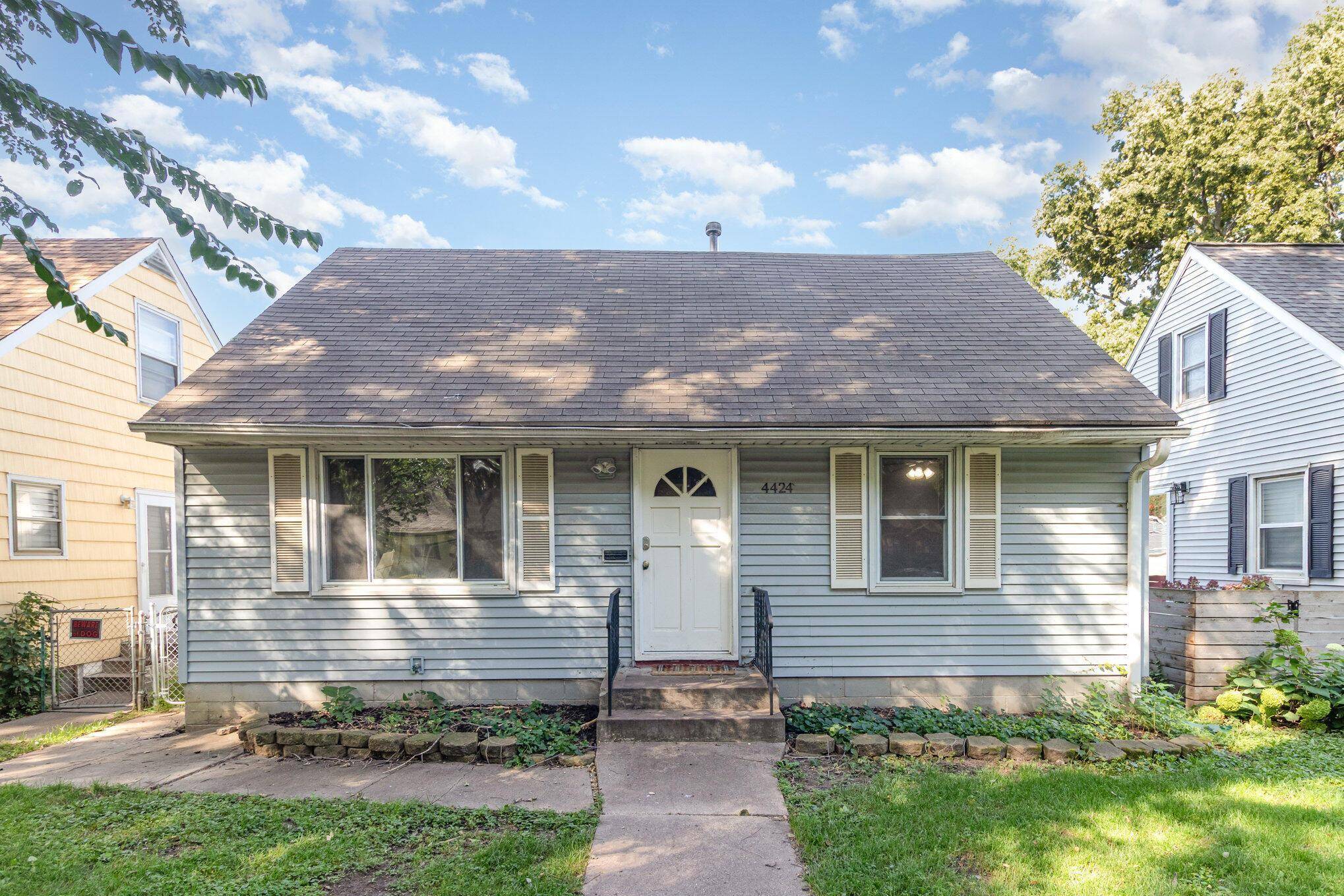Minneapolis, MN 55419,4424 Clinton AVE