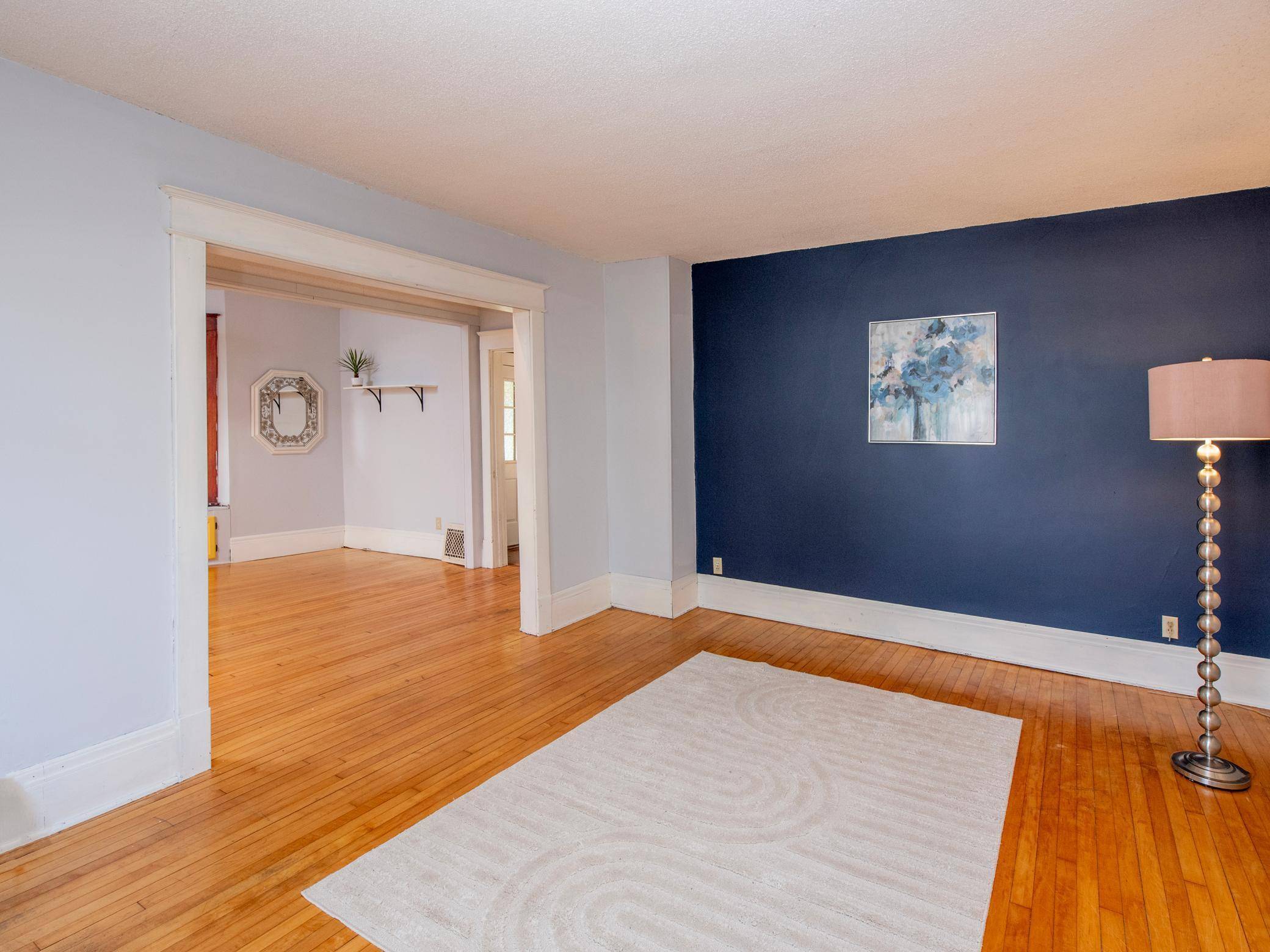 Saint Paul, MN 55107,196 Baker ST E