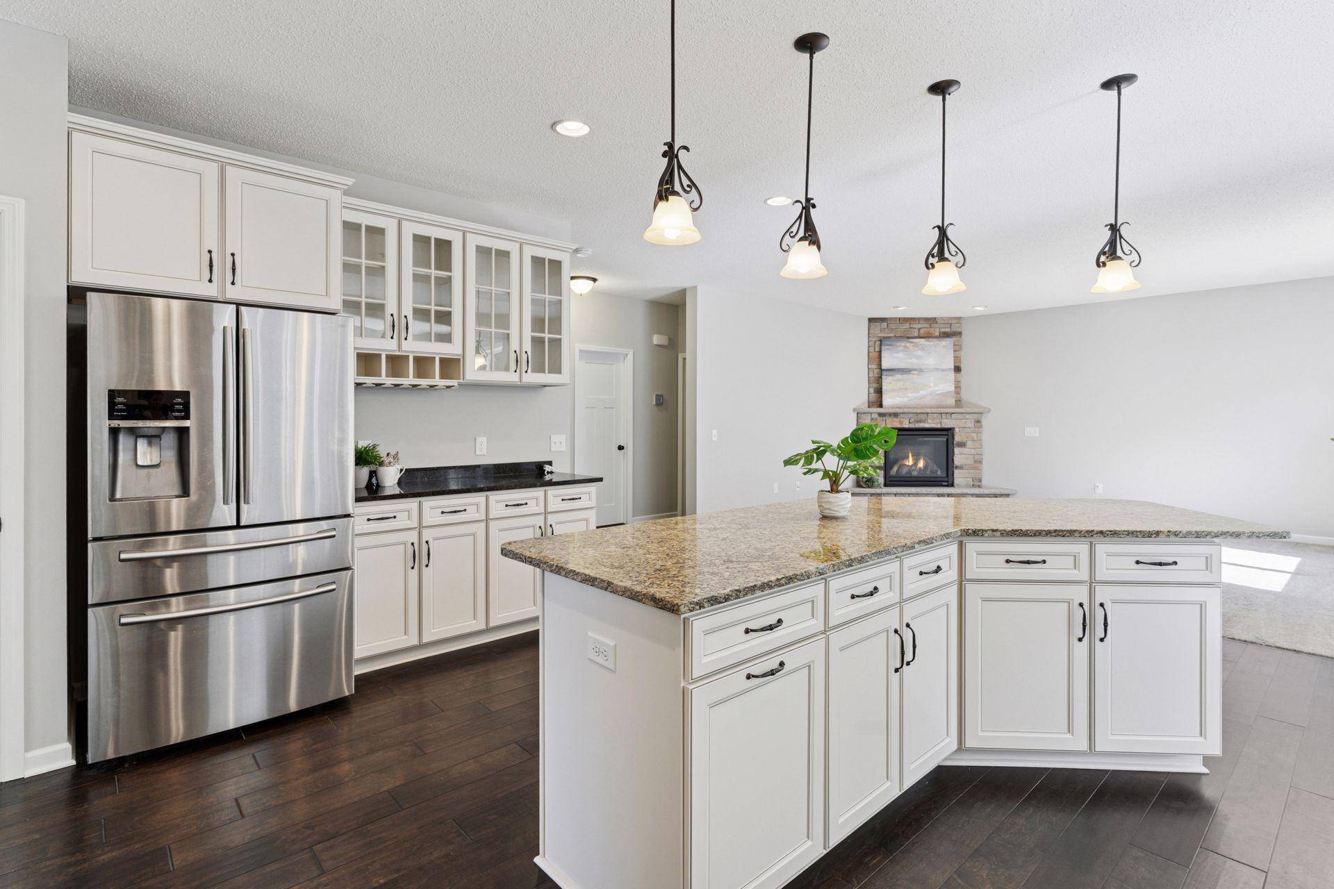 Woodbury, MN 55129,11581 Riverstone CT