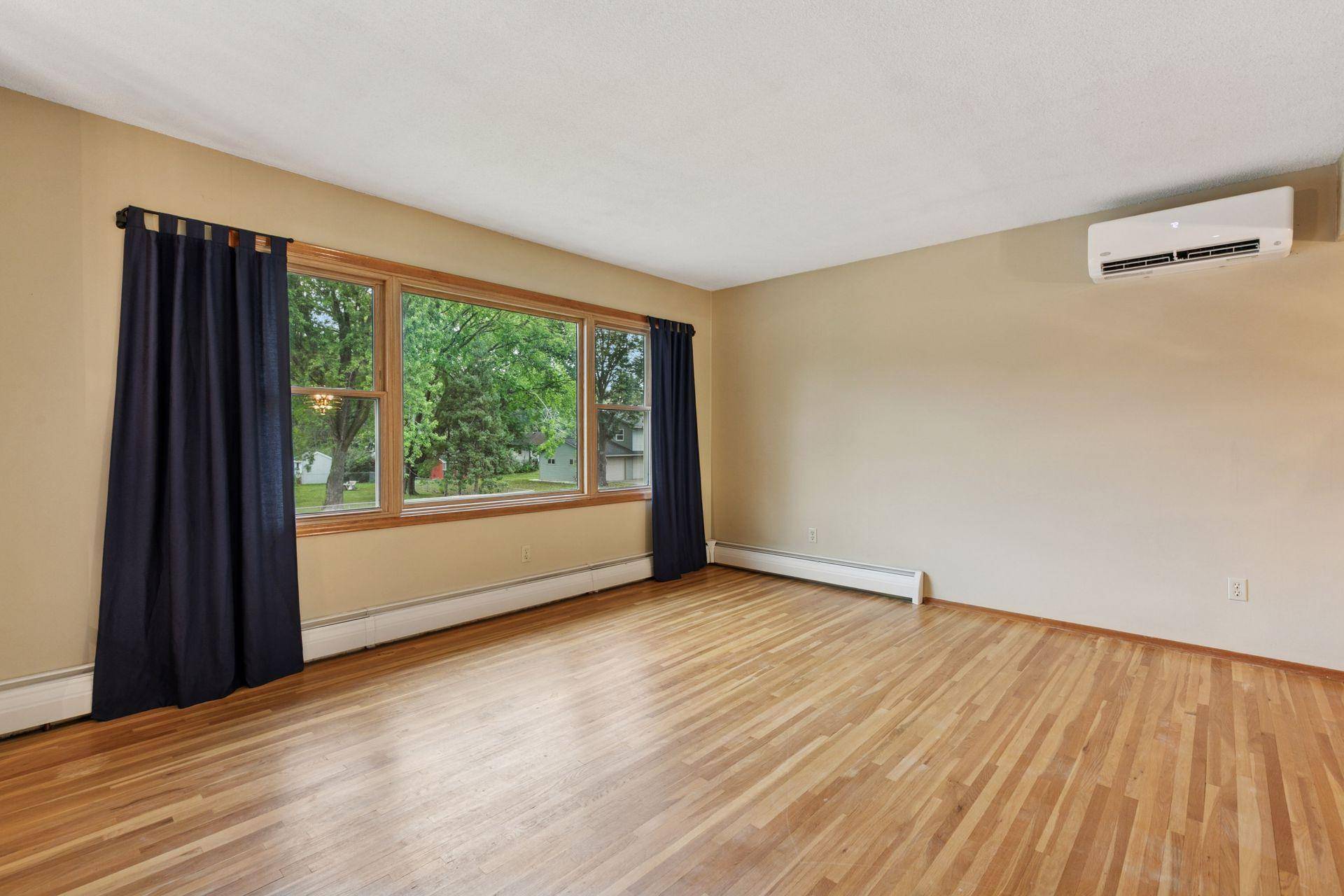 Eagan, MN 55122,2074 Carnelian LN