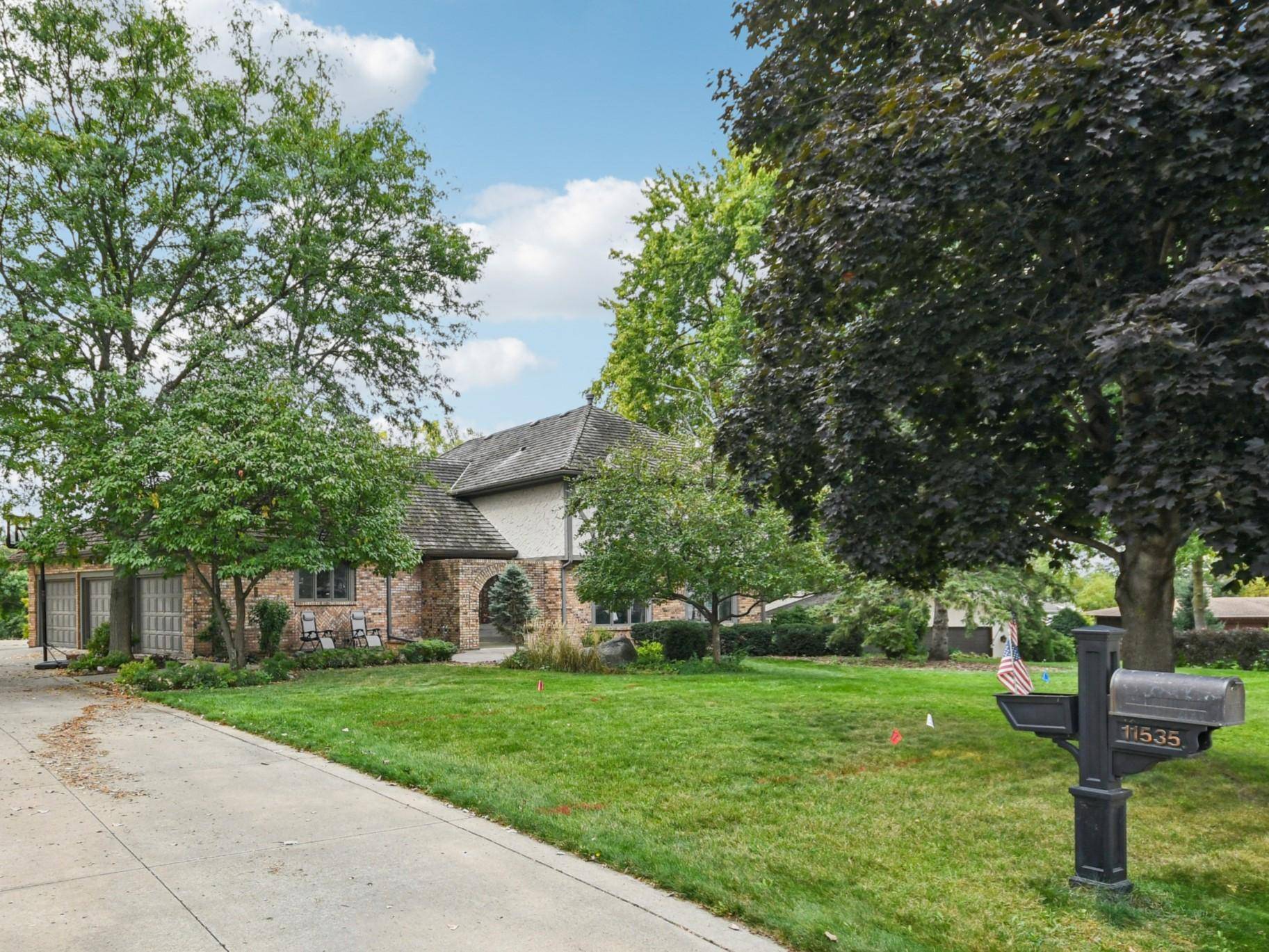 Plymouth, MN 55442,11535 57th AVE N