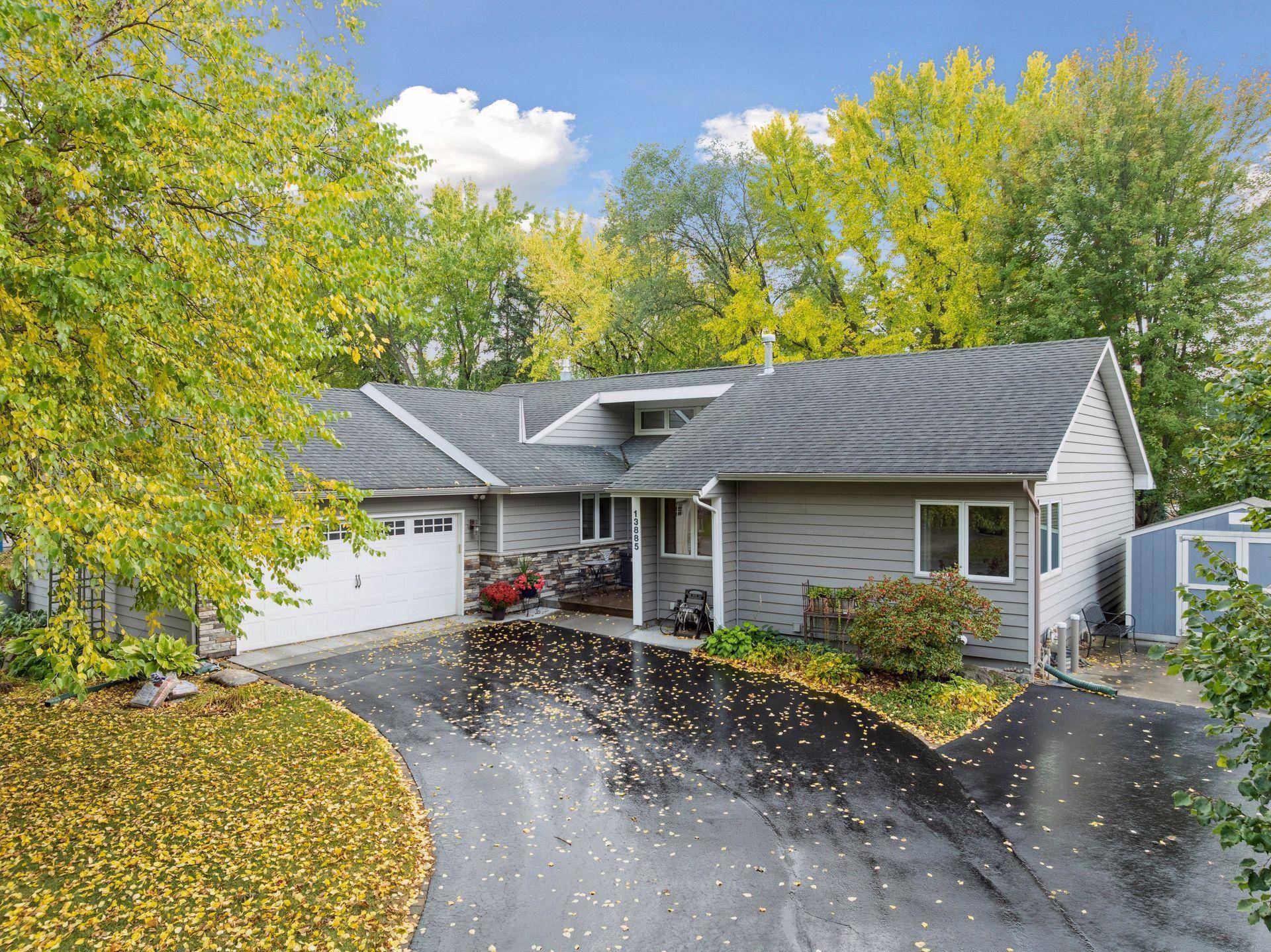 Maple Grove, MN 55369,13885 93rd PL N
