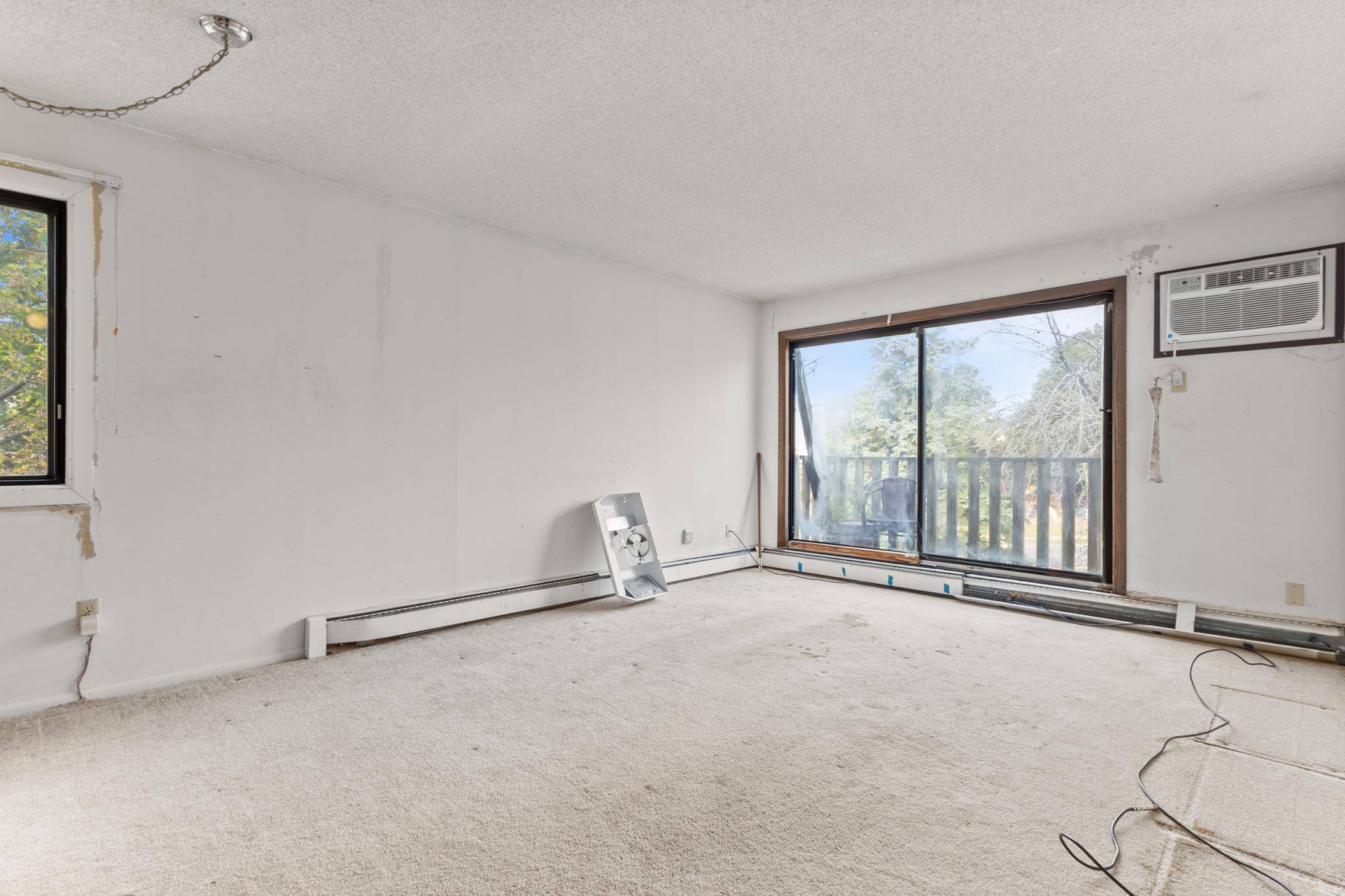 Brooklyn Park, MN 55428,7468 72nd LN N #302
