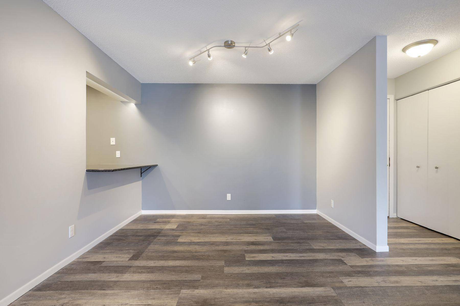 Plymouth, MN 55441,35 Nathan LN N #0203