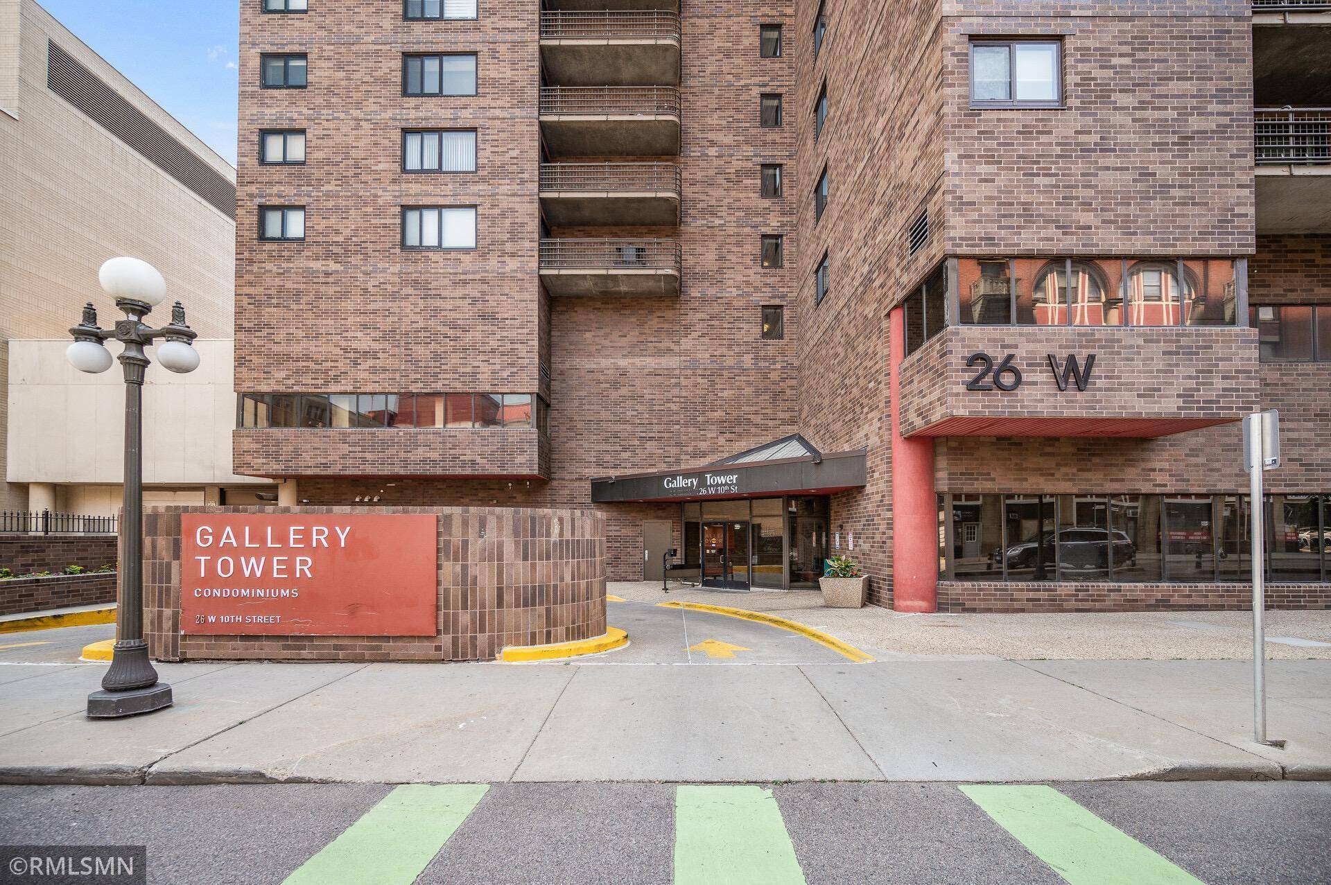 Saint Paul, MN 55102,26 10th ST W #1807