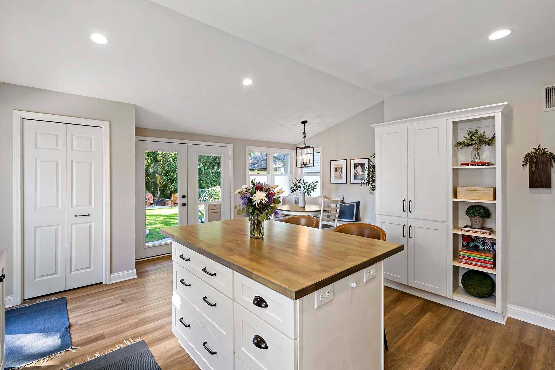 Saint Louis Park, MN 55426,2608 Kentucky AVE S