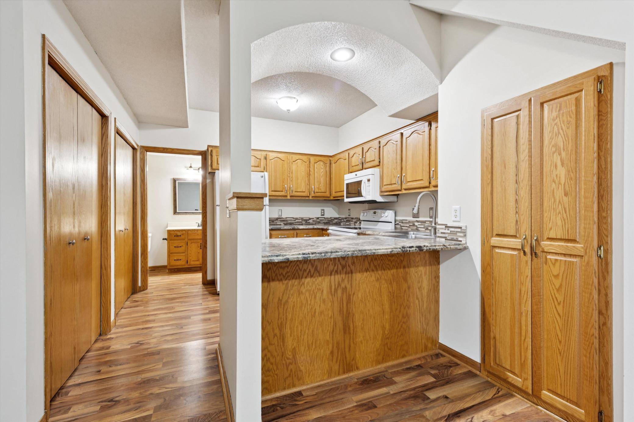 New Prague, MN 56071,614 2nd ST NW