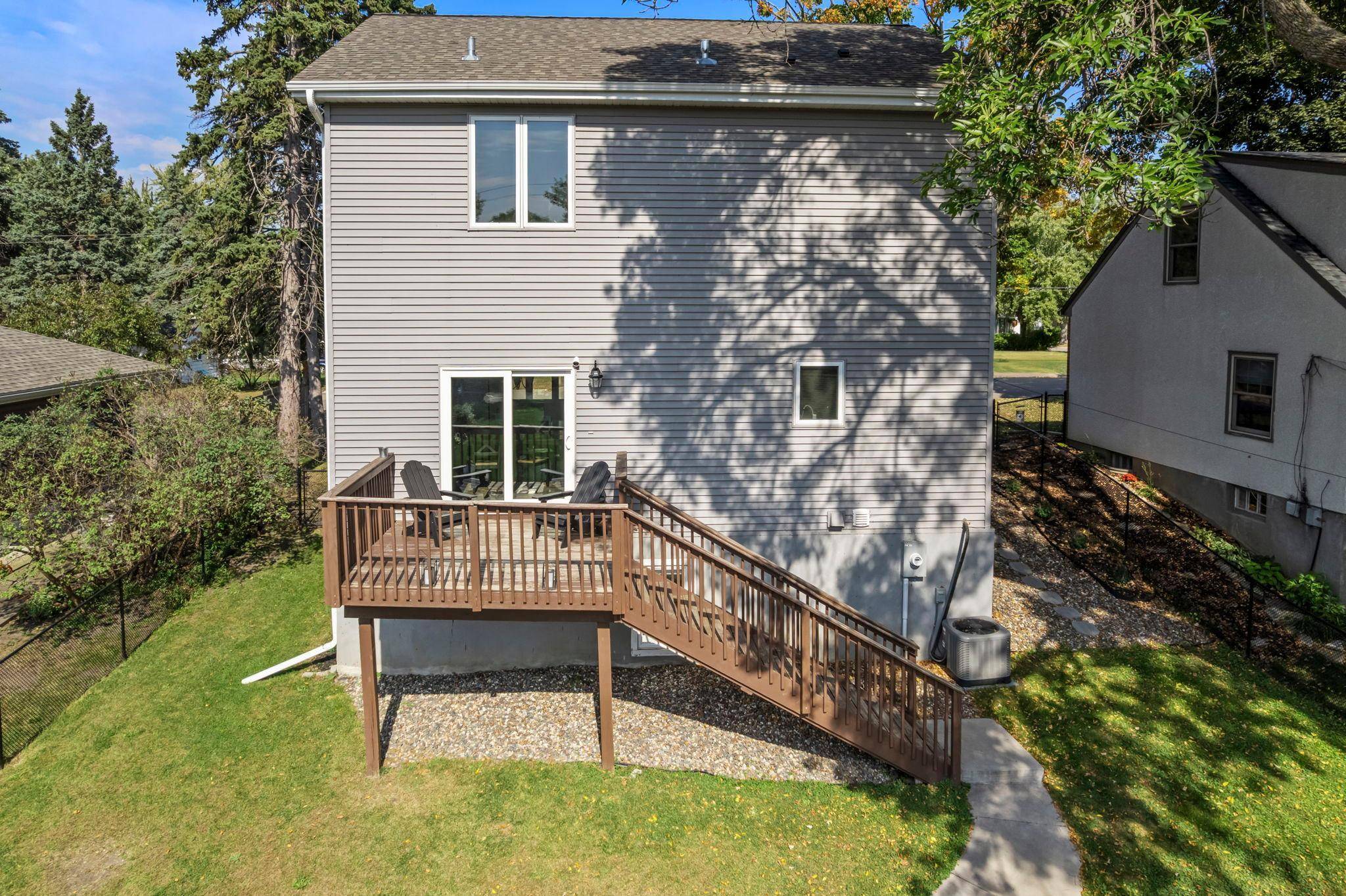 Robbinsdale, MN 55422,4101 42nd AVE N