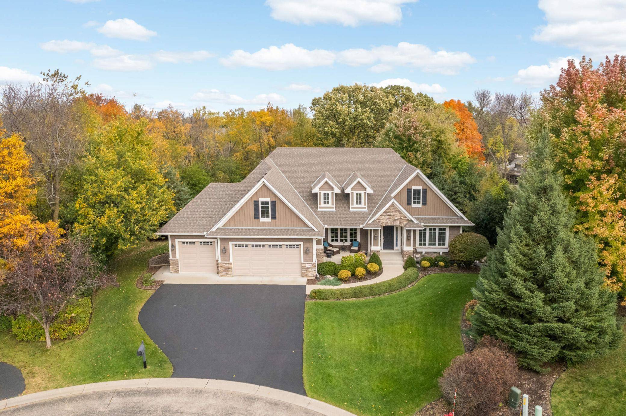 Savage, MN 55378,7258 148th CT