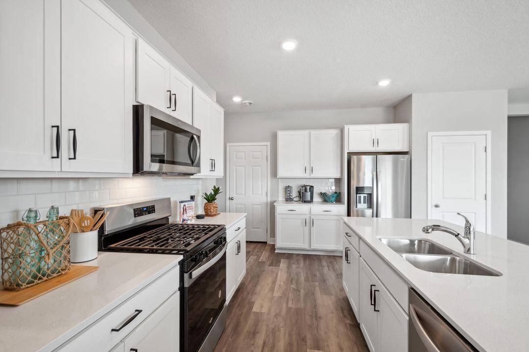 Shakopee, MN 55379,2080 Aquarius DR
