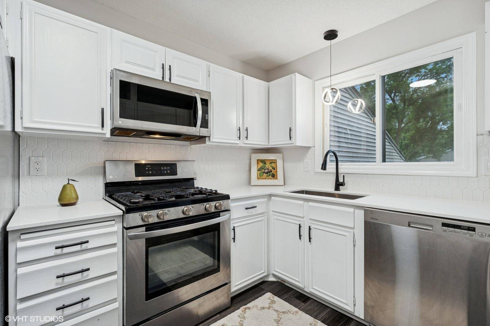 Arden Hills, MN 55112,4478 Arden View CT