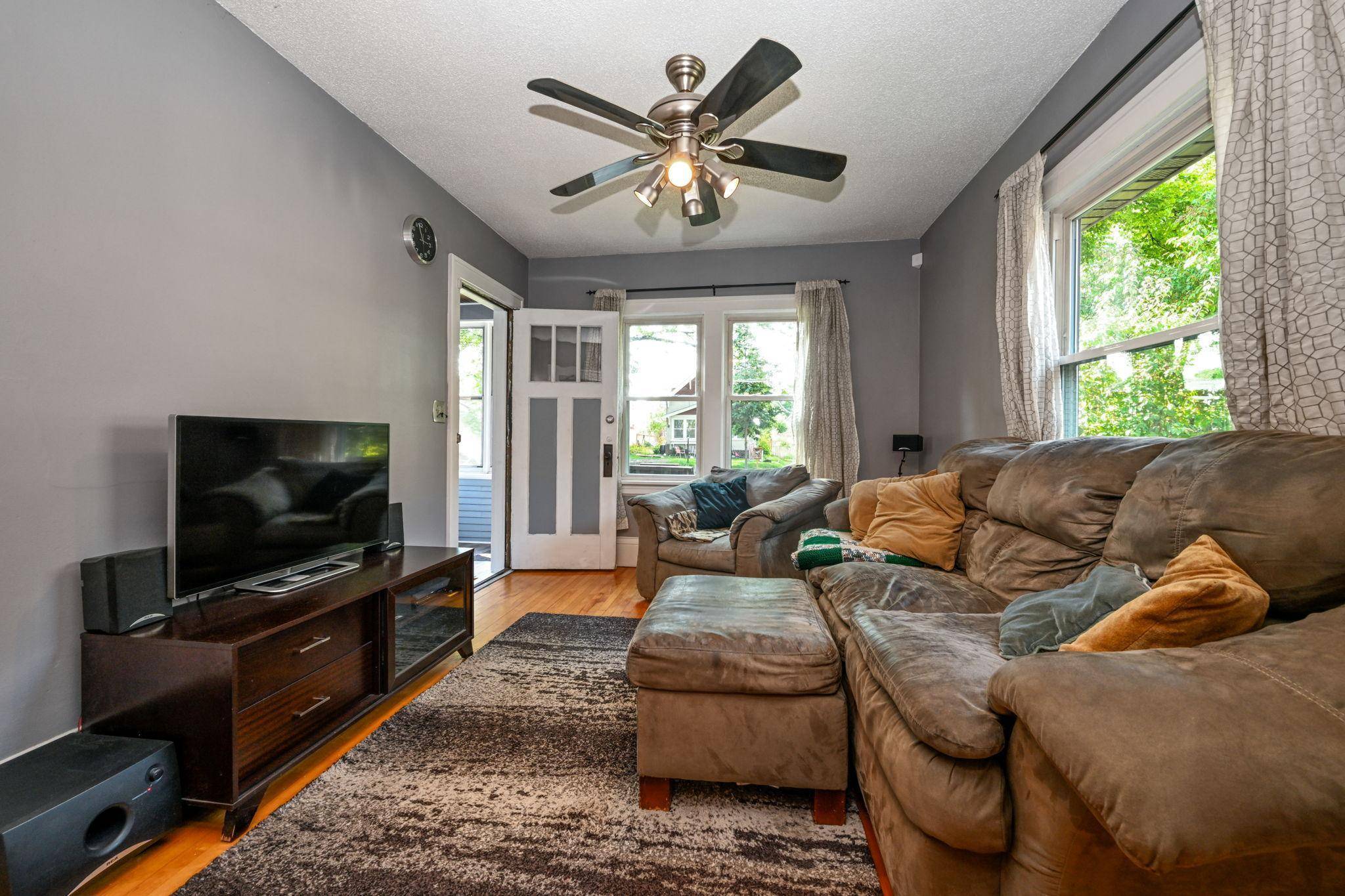 Minneapolis, MN 55418,2619 Lincoln ST NE