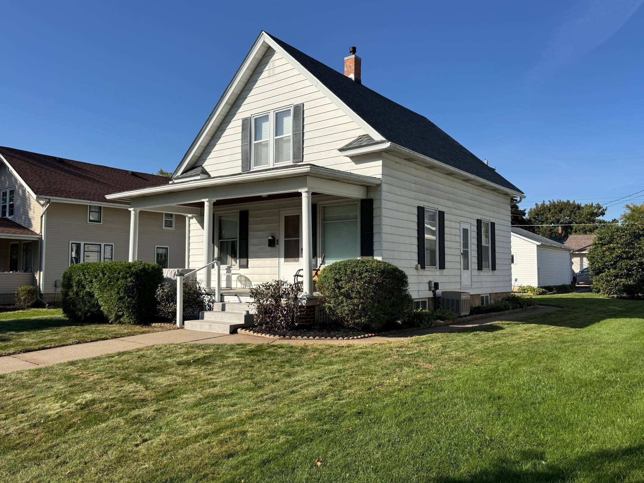 Red Wing, MN 55066,1738 W 6th ST