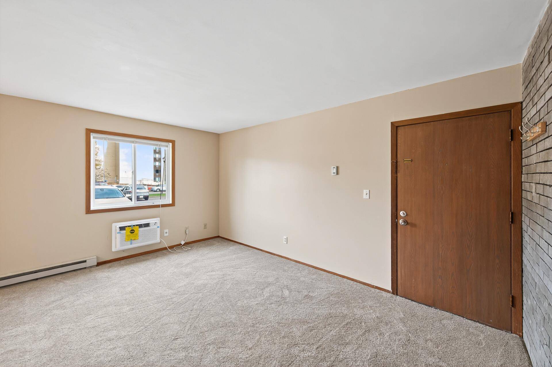 Oak Park Heights, MN 55082,14861 58th ST N #A2