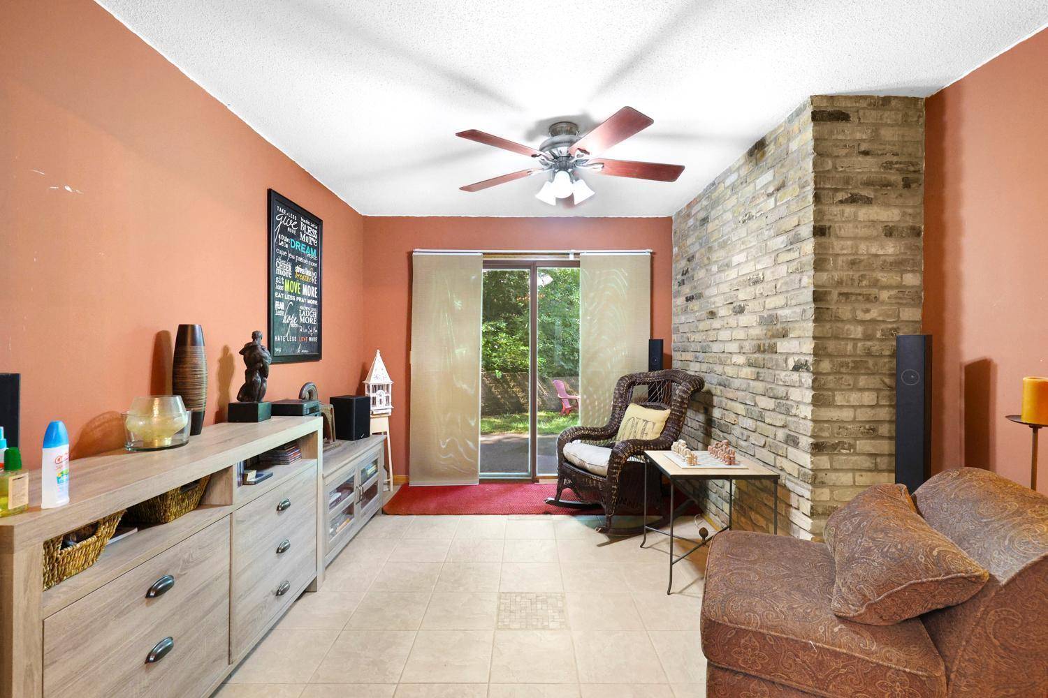 Burnsville, MN 55337,417 Brandywine Dr.