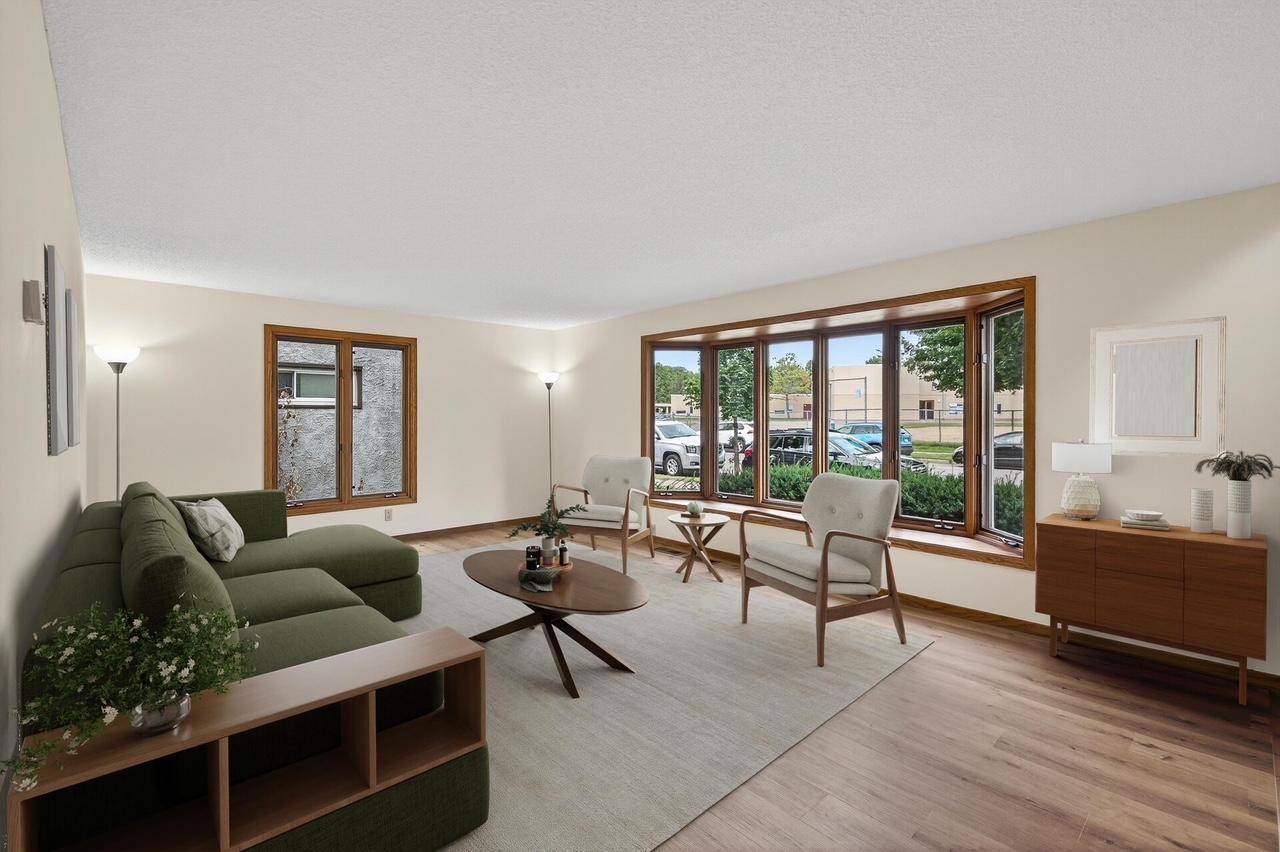 Saint Paul, MN 55117,766 Maryland AVE W