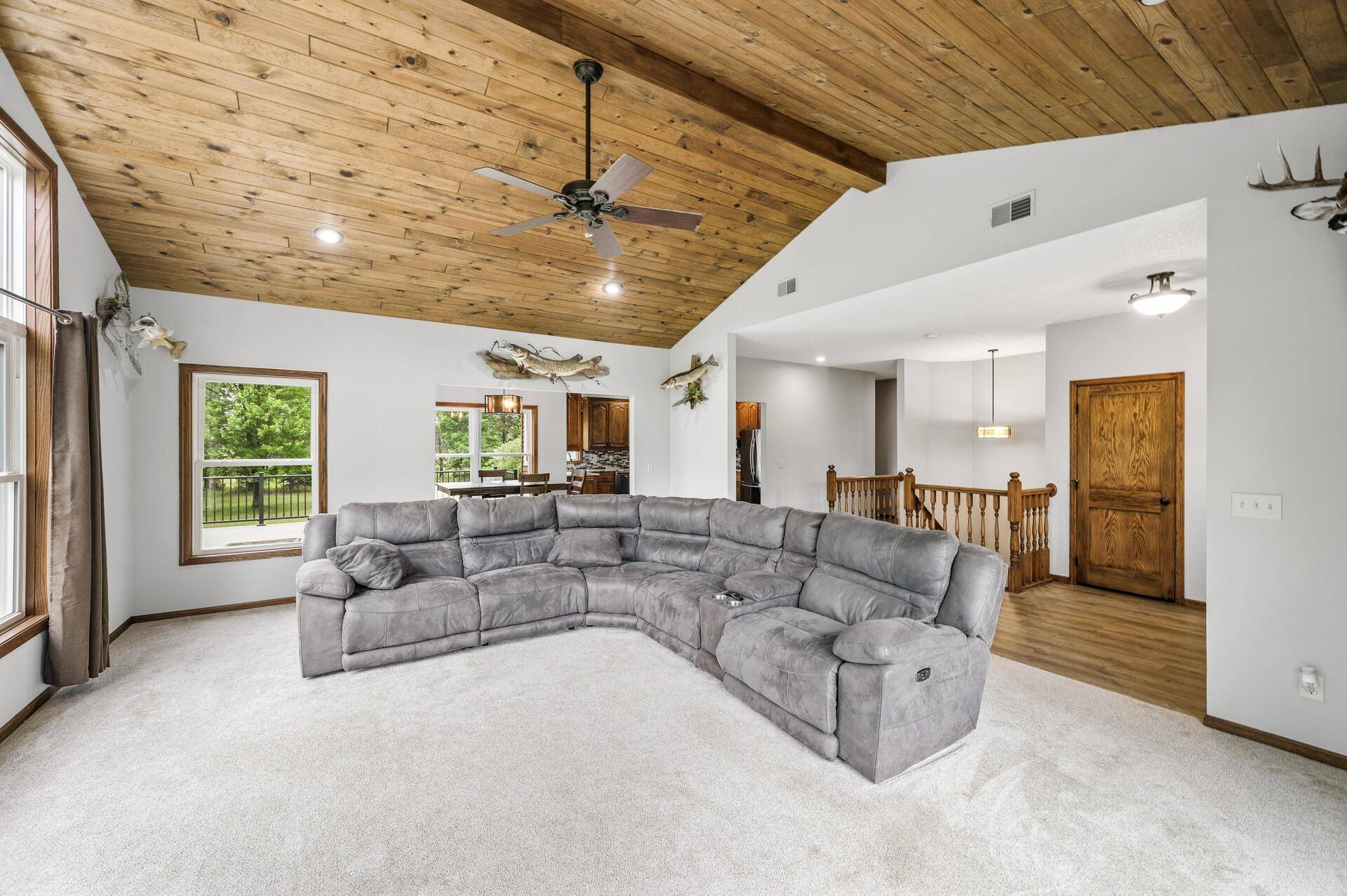 Isanti, MN 55040,2801 263rd AVE NE