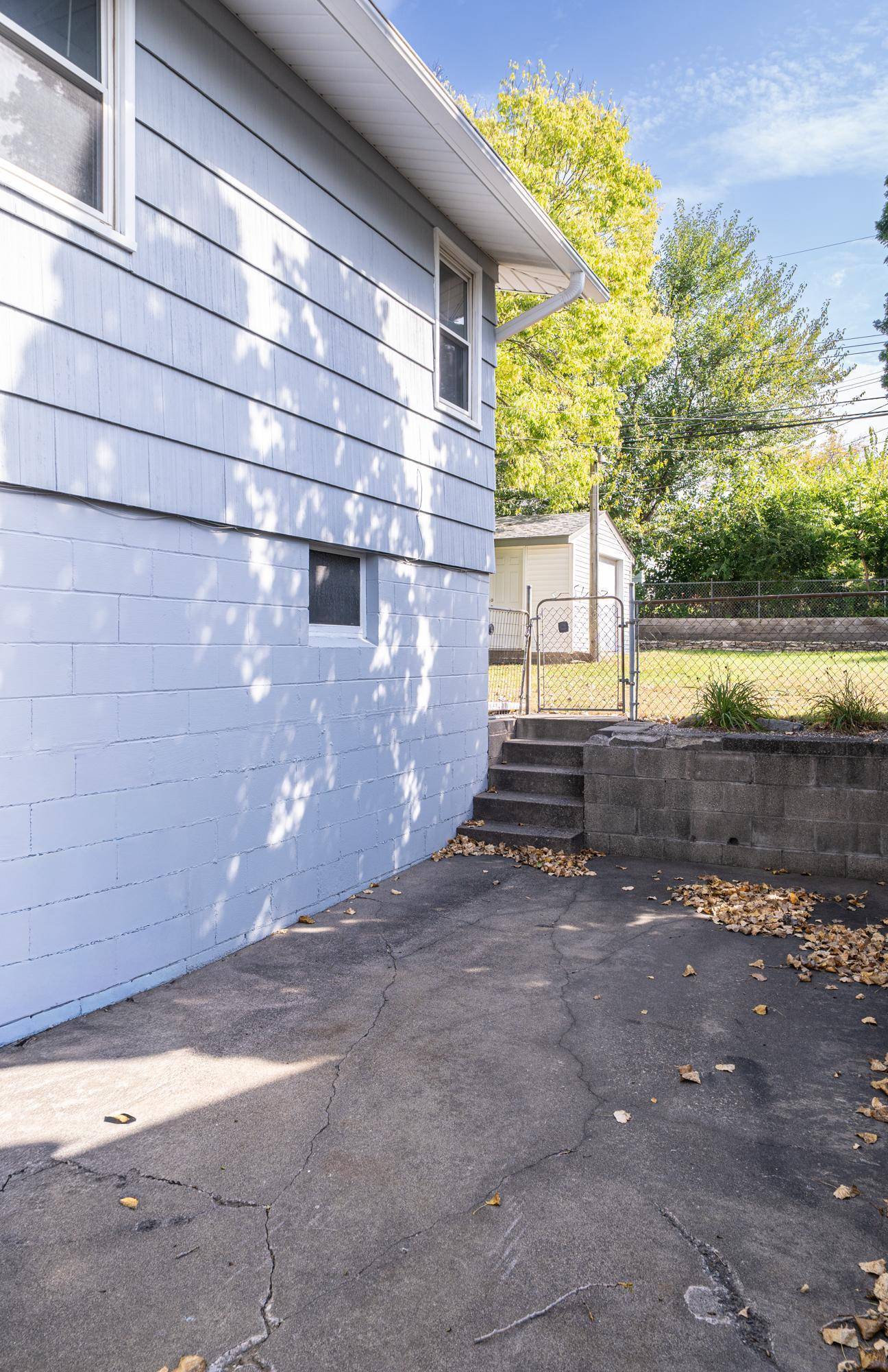 Columbia Heights, MN 55421,5207 7th ST NE