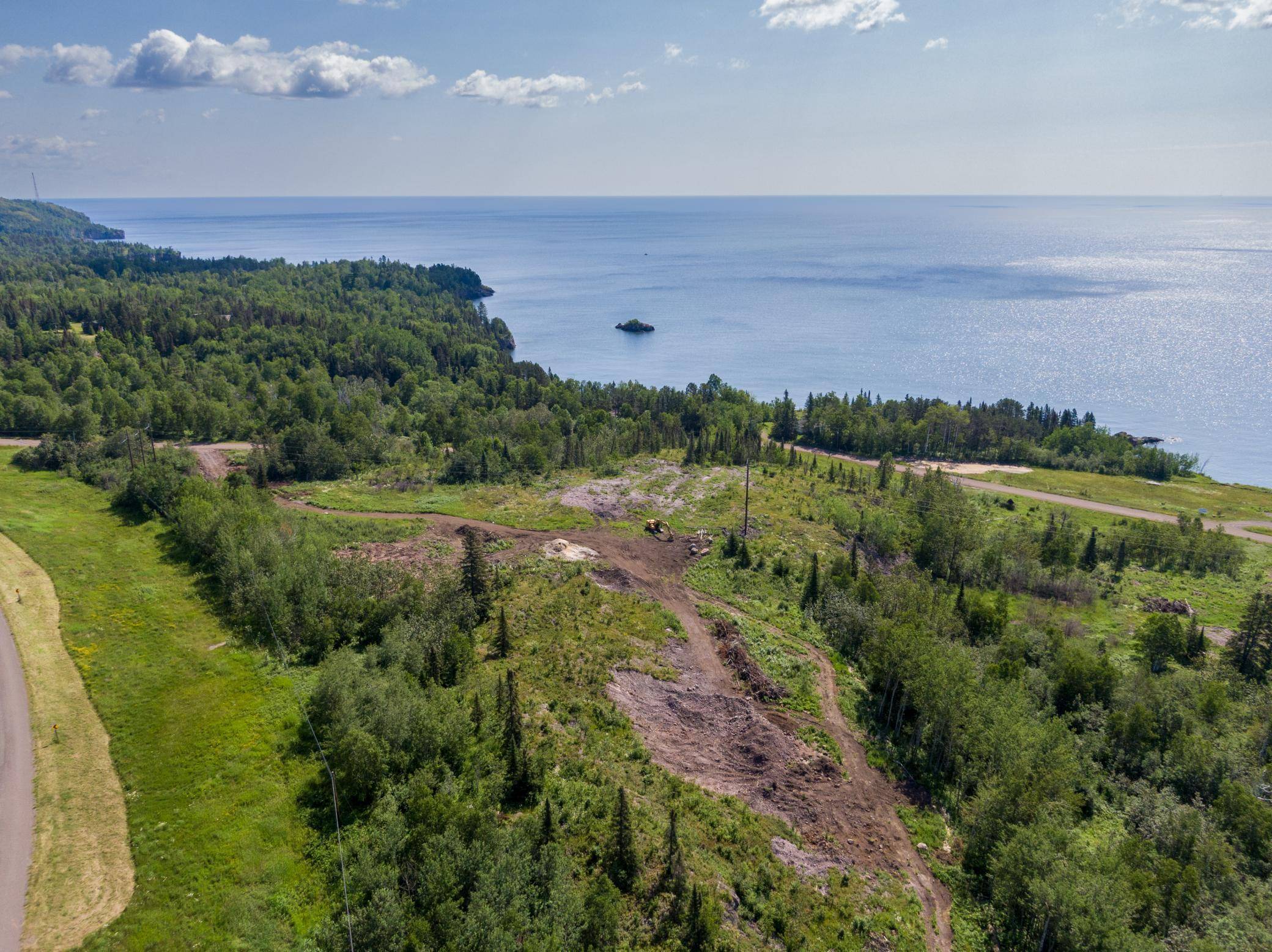 Silver Bay, MN 55614,118-124 E Lakeview DR