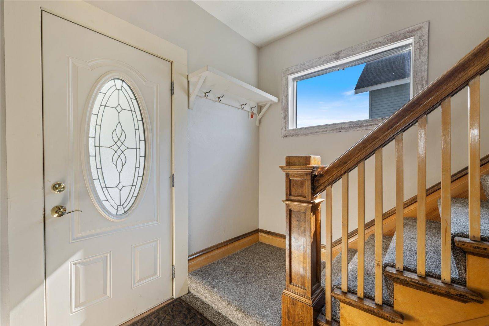 Buhl, MN 55713,307 Frantz ST