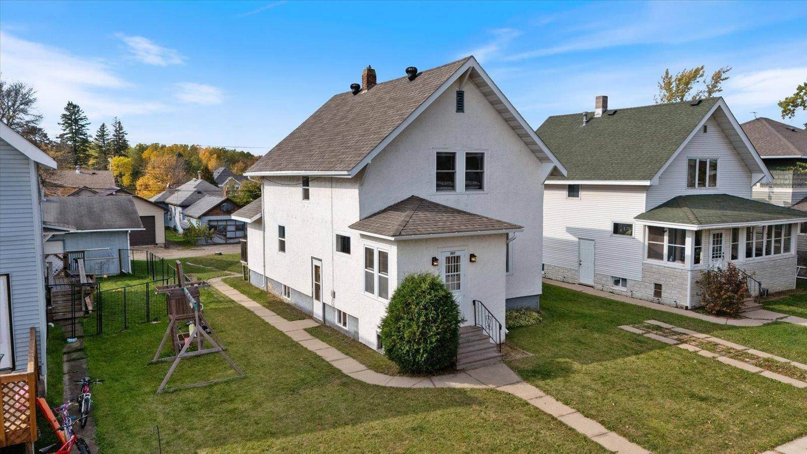 Buhl, MN 55713,307 Frantz ST