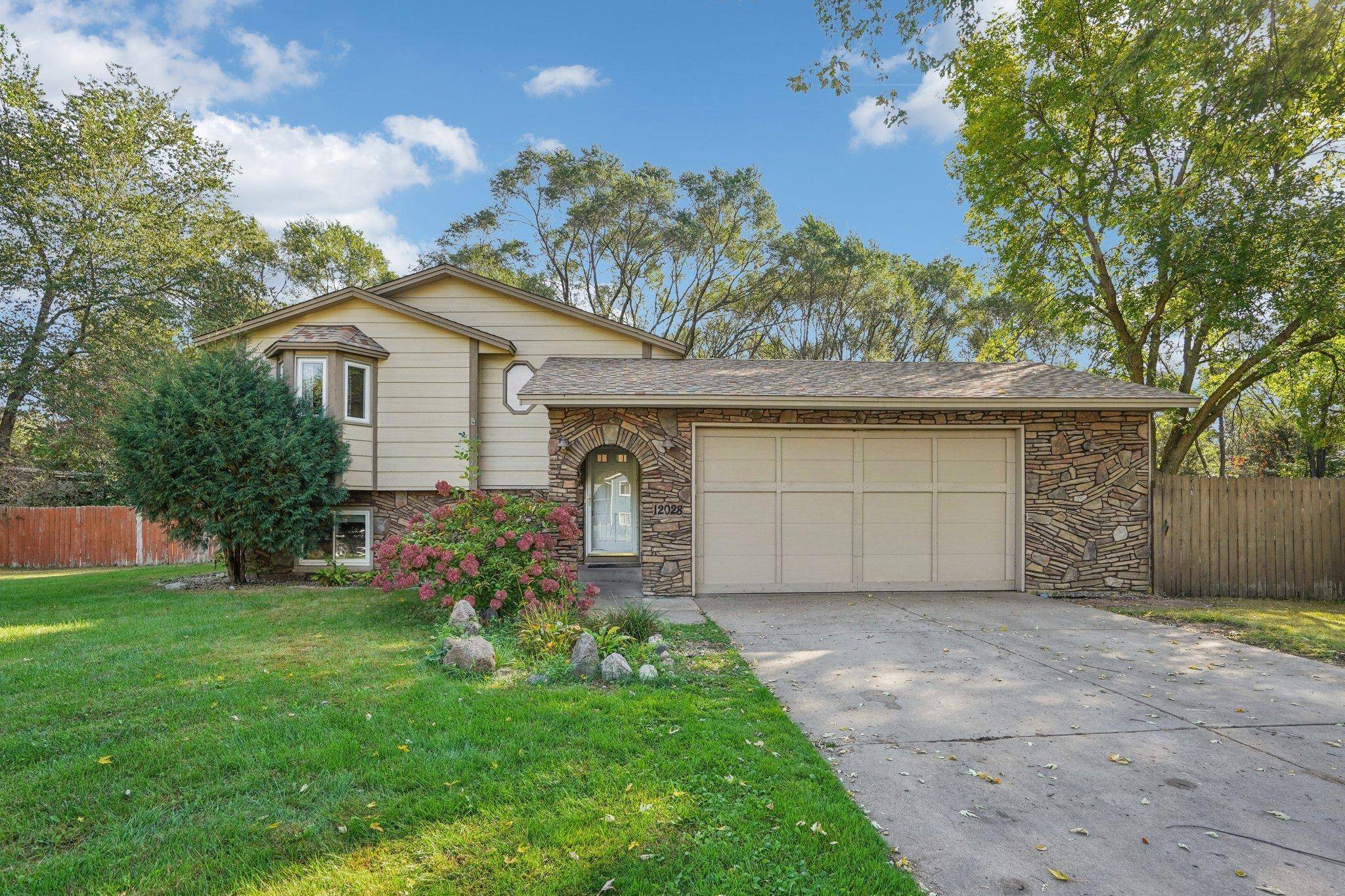 Champlin, MN 55316,12028 Kentucky AVE N