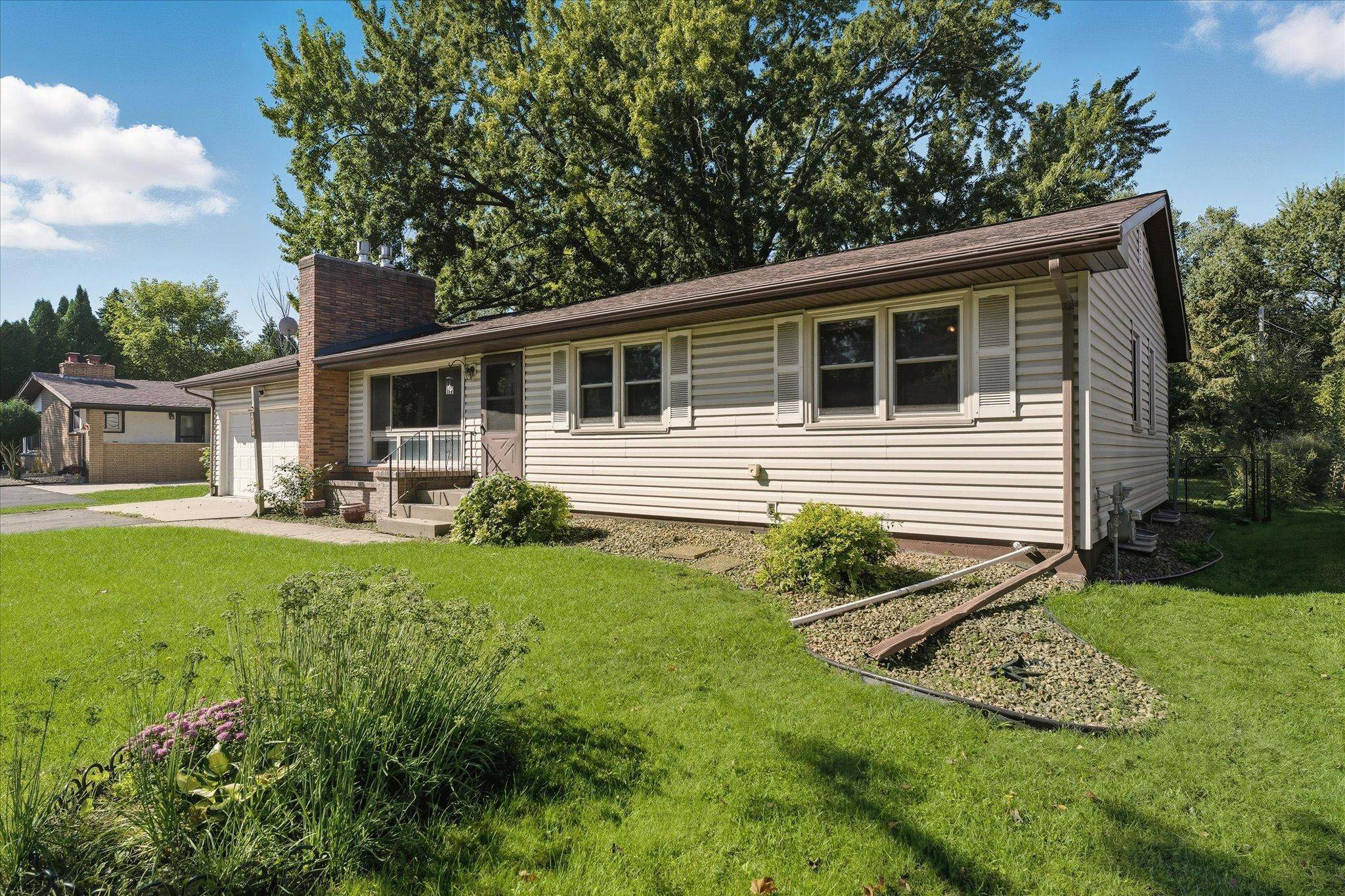 New Brighton, MN 55112,650 23rd AVE NW