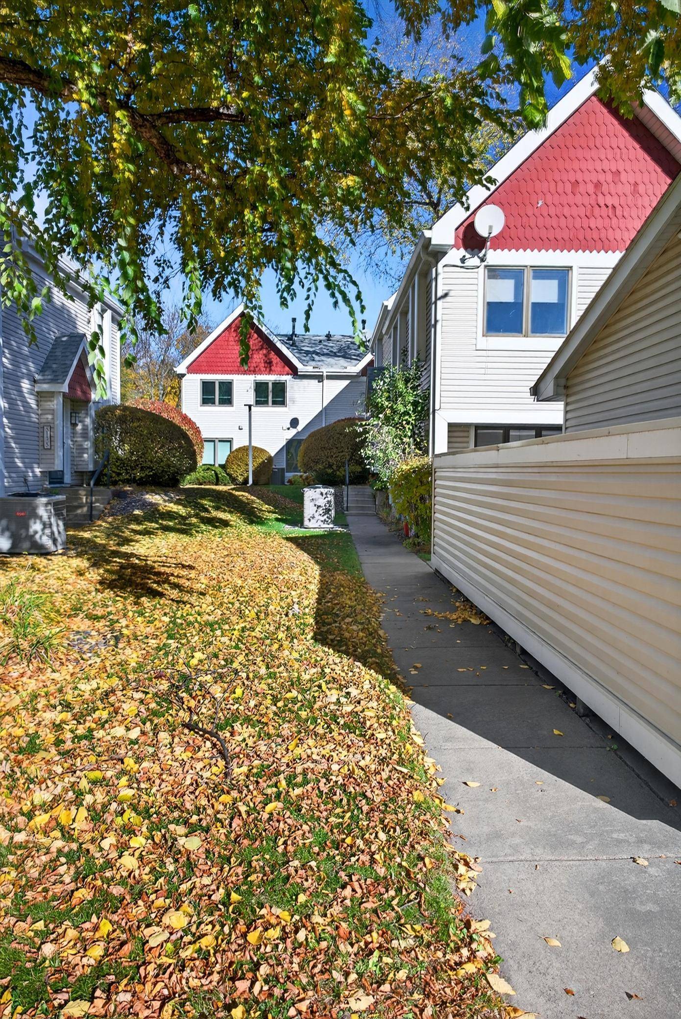 Minneapolis, MN 55417,5124 41st AVE S