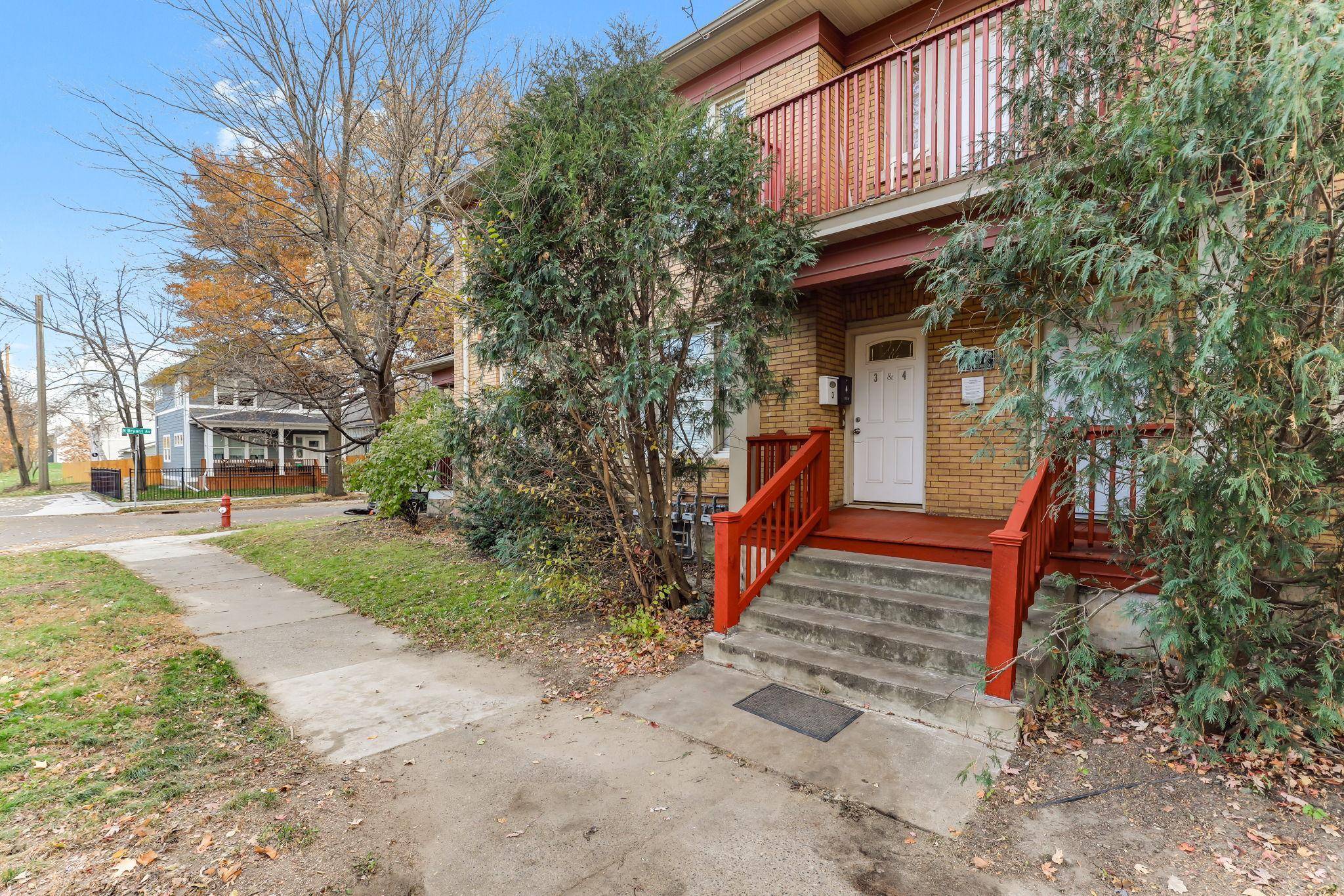 Minneapolis, MN 55411,2827 Bryant AVE N #4