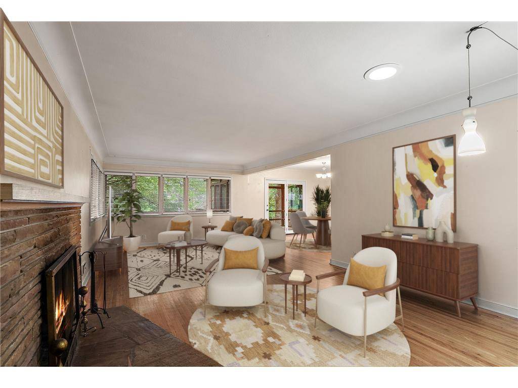 Edina, MN 55436,5241 Edenmoor ST