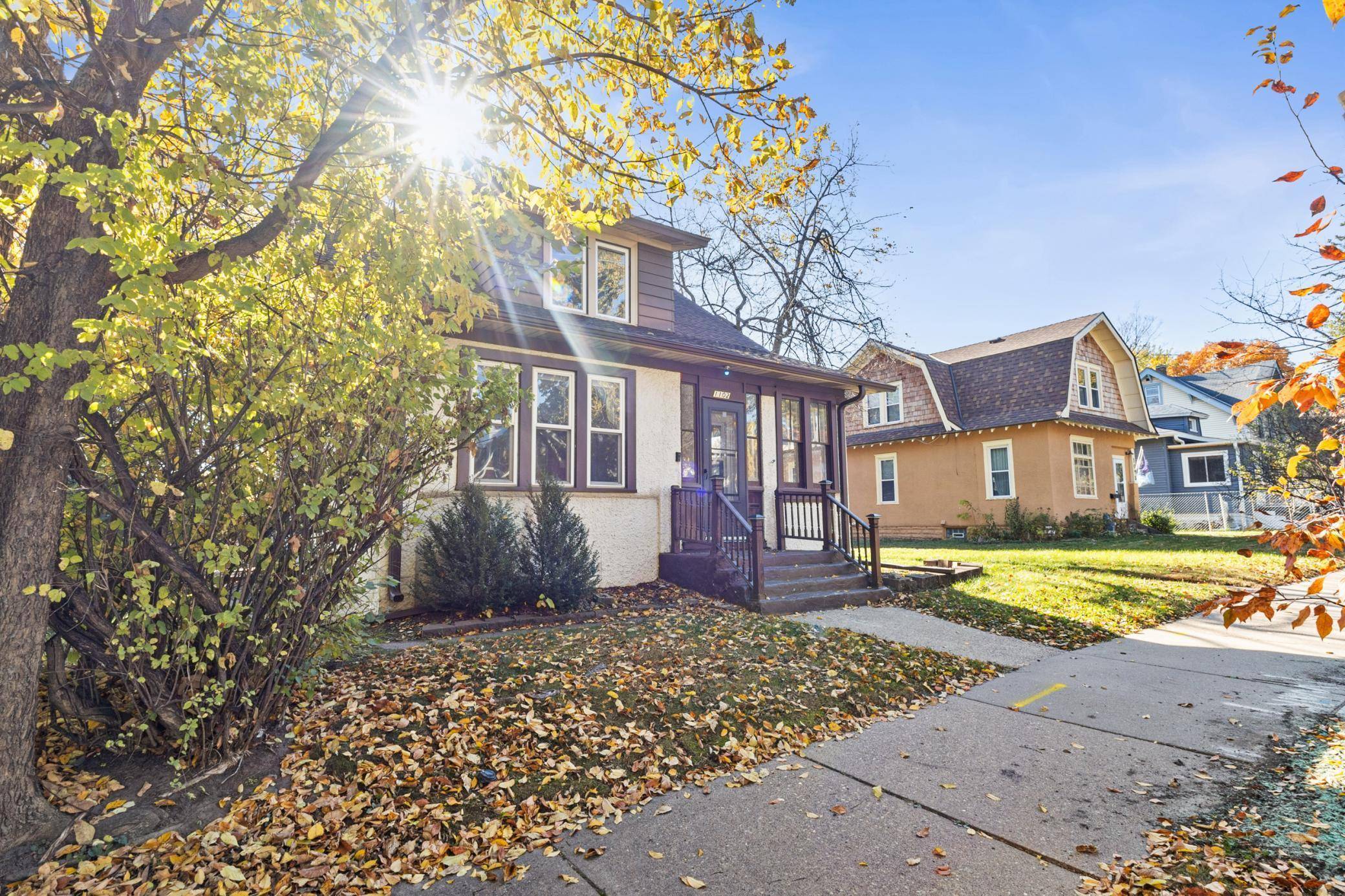 Saint Paul, MN 55106,1102 Case AVE