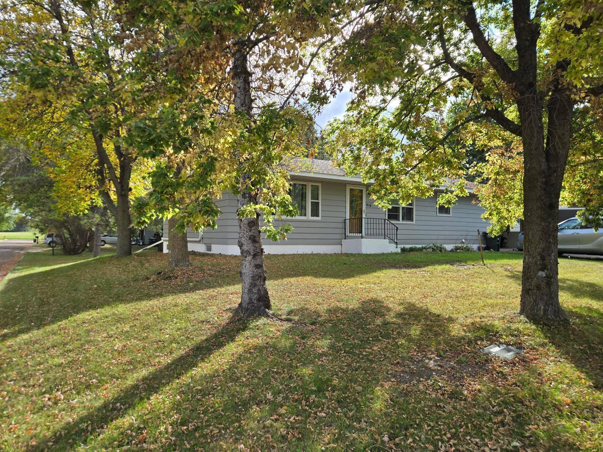 Paynesville, MN 56362,416 South ST