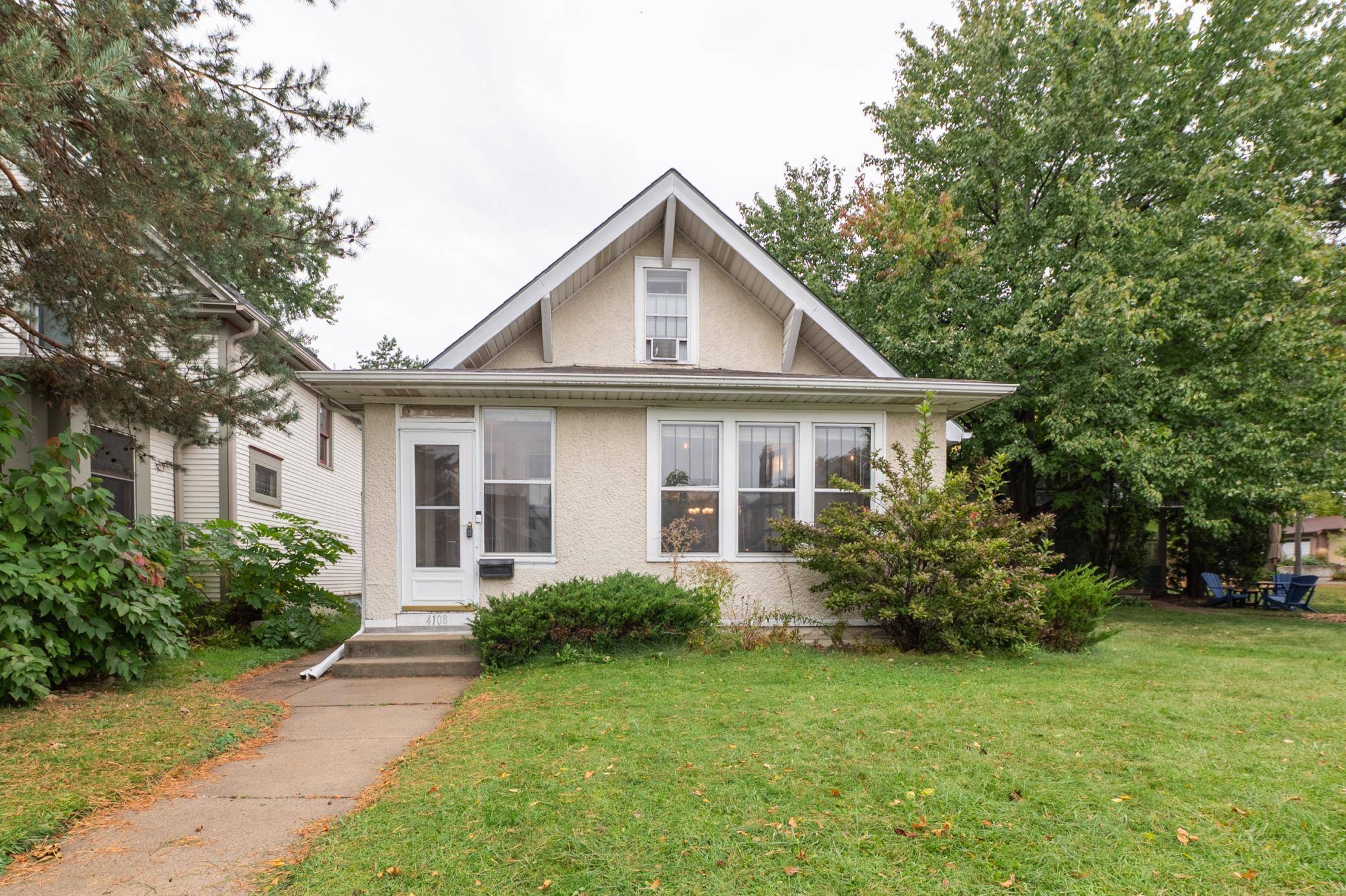 Minneapolis, MN 55409,4108 Grand AVE S