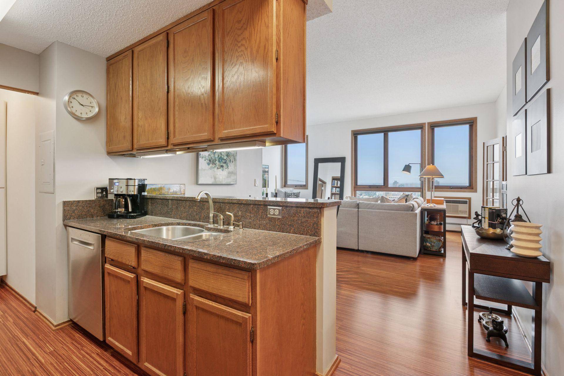 Minneapolis, MN 55415,433 S 7th ST #2308