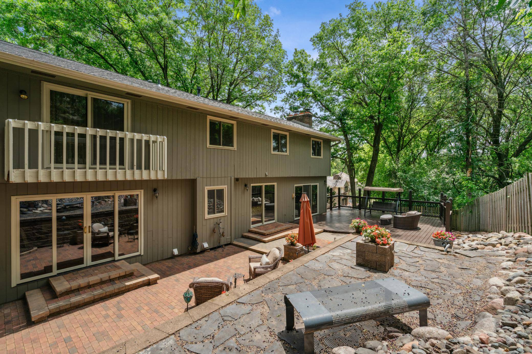 Edina, MN 55439,7720 Shaughnessy RD