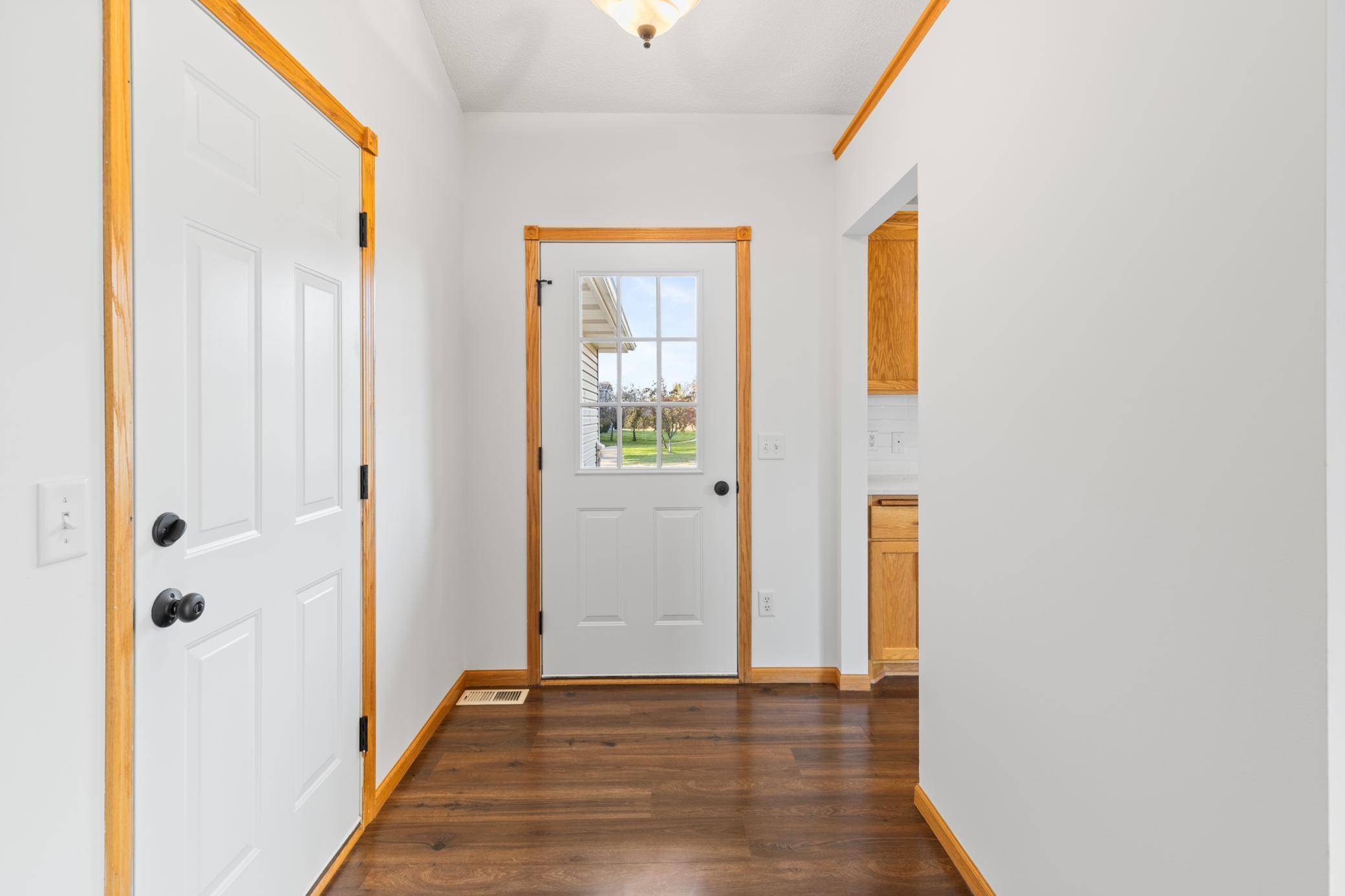Lino Lakes, MN 55014,140 Stallion LN