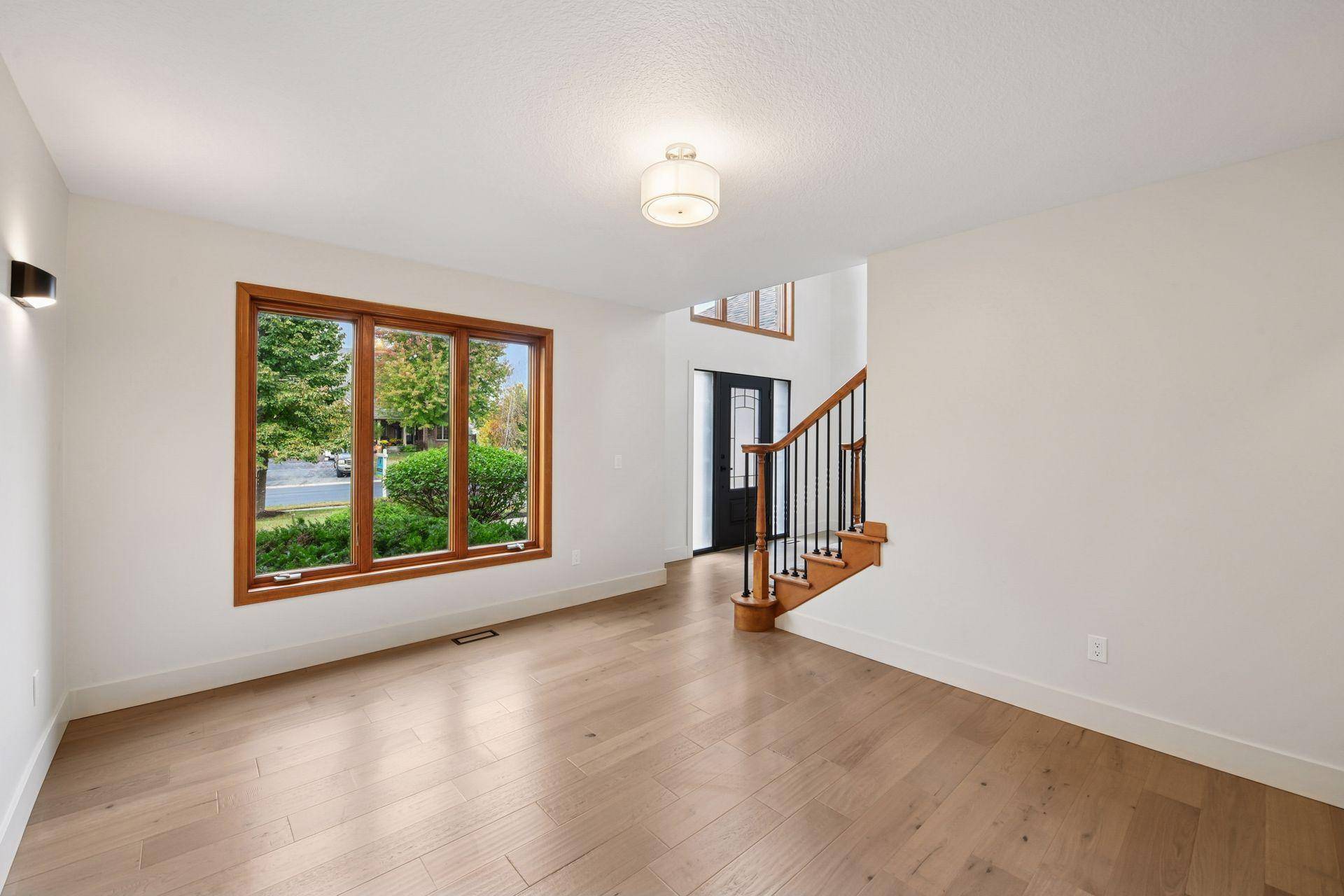 Carver, MN 55315,639 Carver Bluffs Pkwy