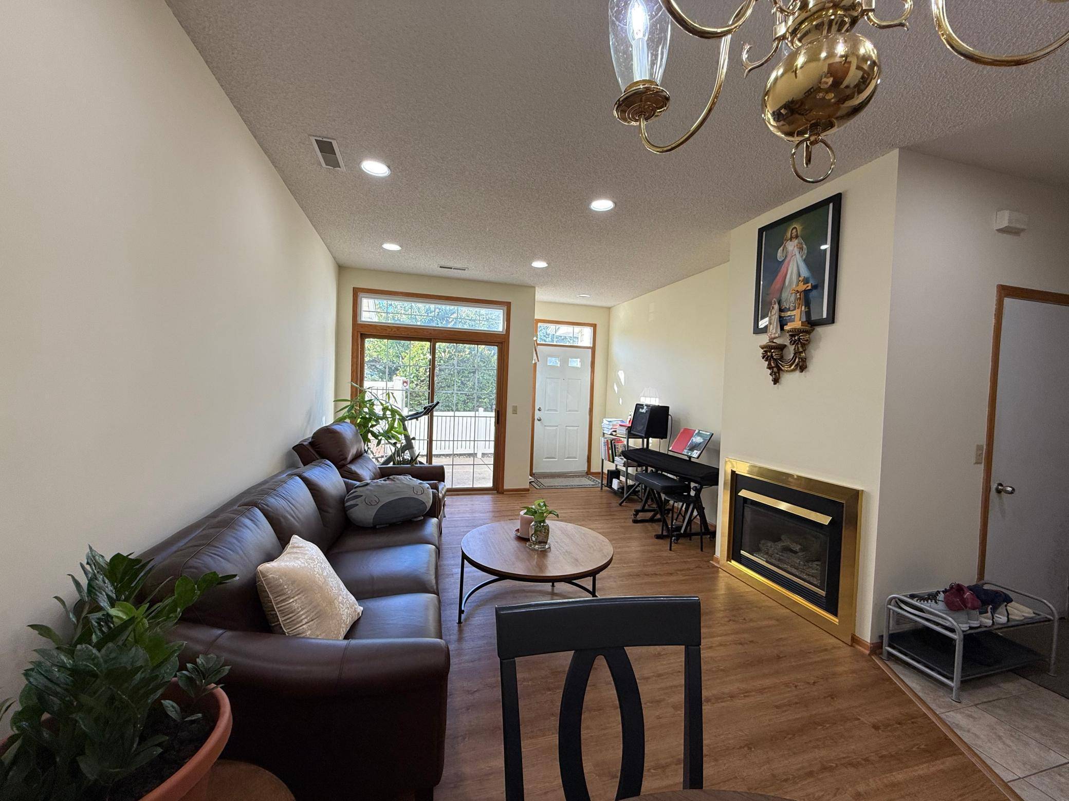 Apple Valley, MN 55124,15503 Gateway PATH #128