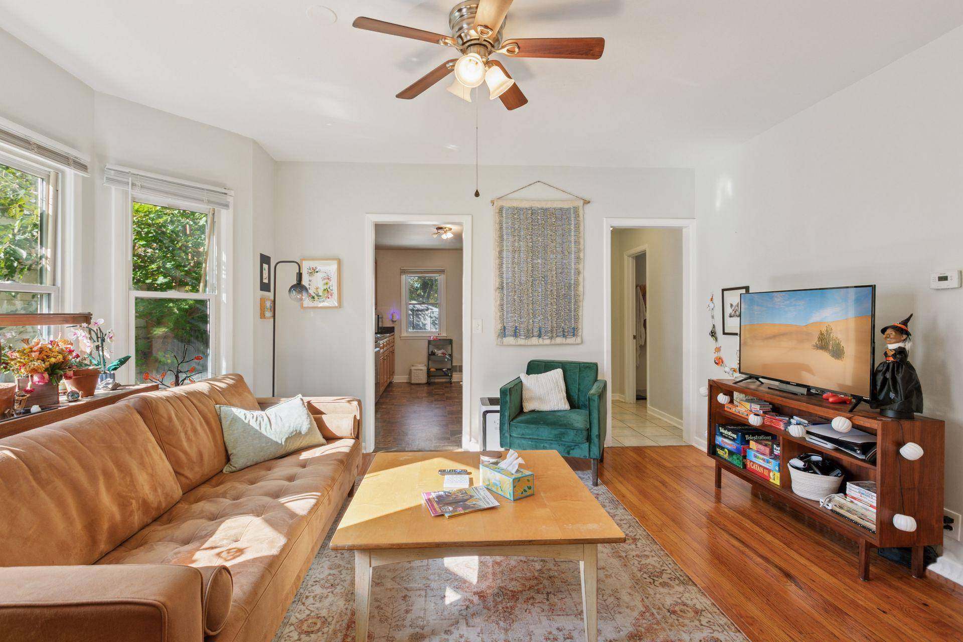 Minneapolis, MN 55418,2410 Quincy ST NE