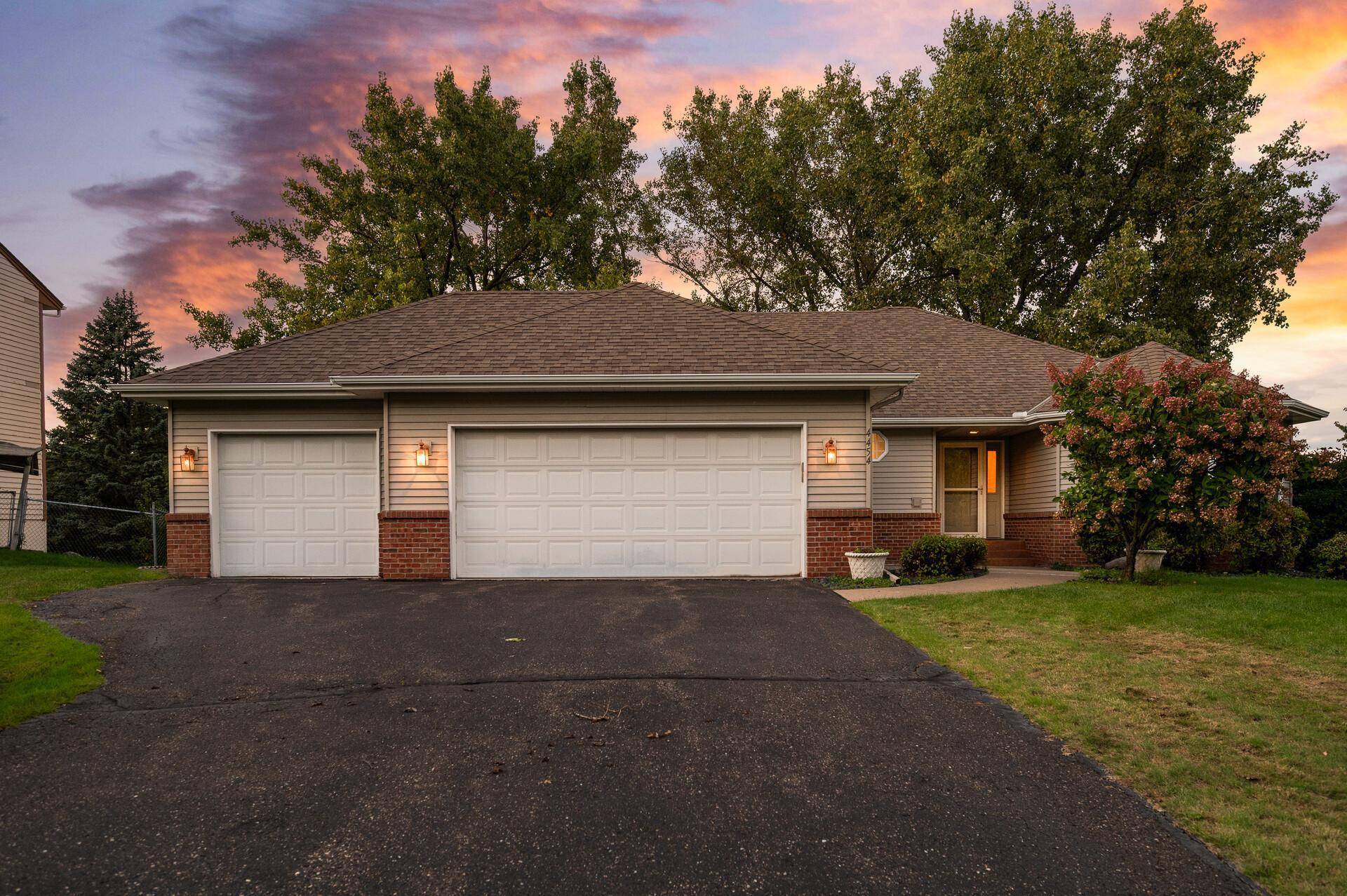 Shoreview, MN 55126,4454 Victoria ST N