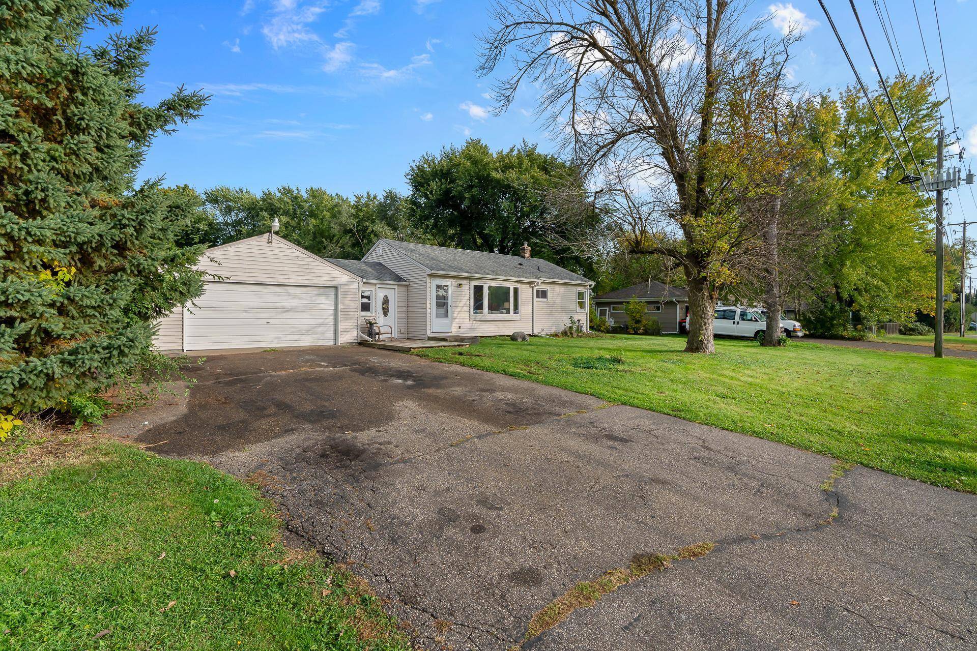 Maplewood, MN 55109,2420 Hazelwood ST