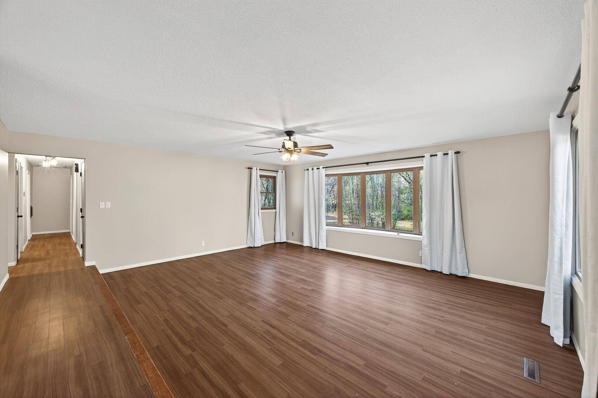 Columbus, MN 55025,9042 Howard Lake DR NE