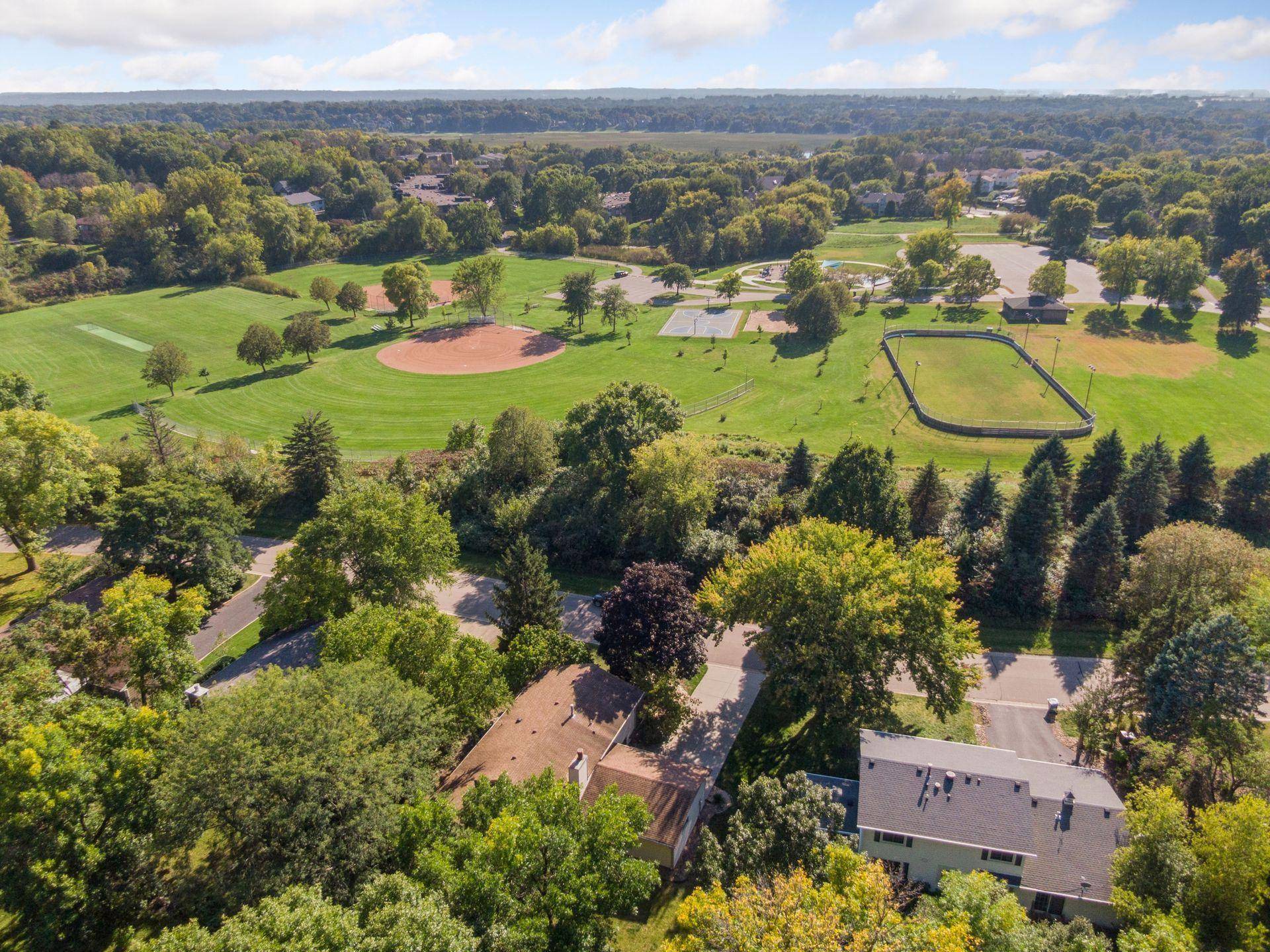 Eden Prairie, MN 55344,10960 Northmark DR