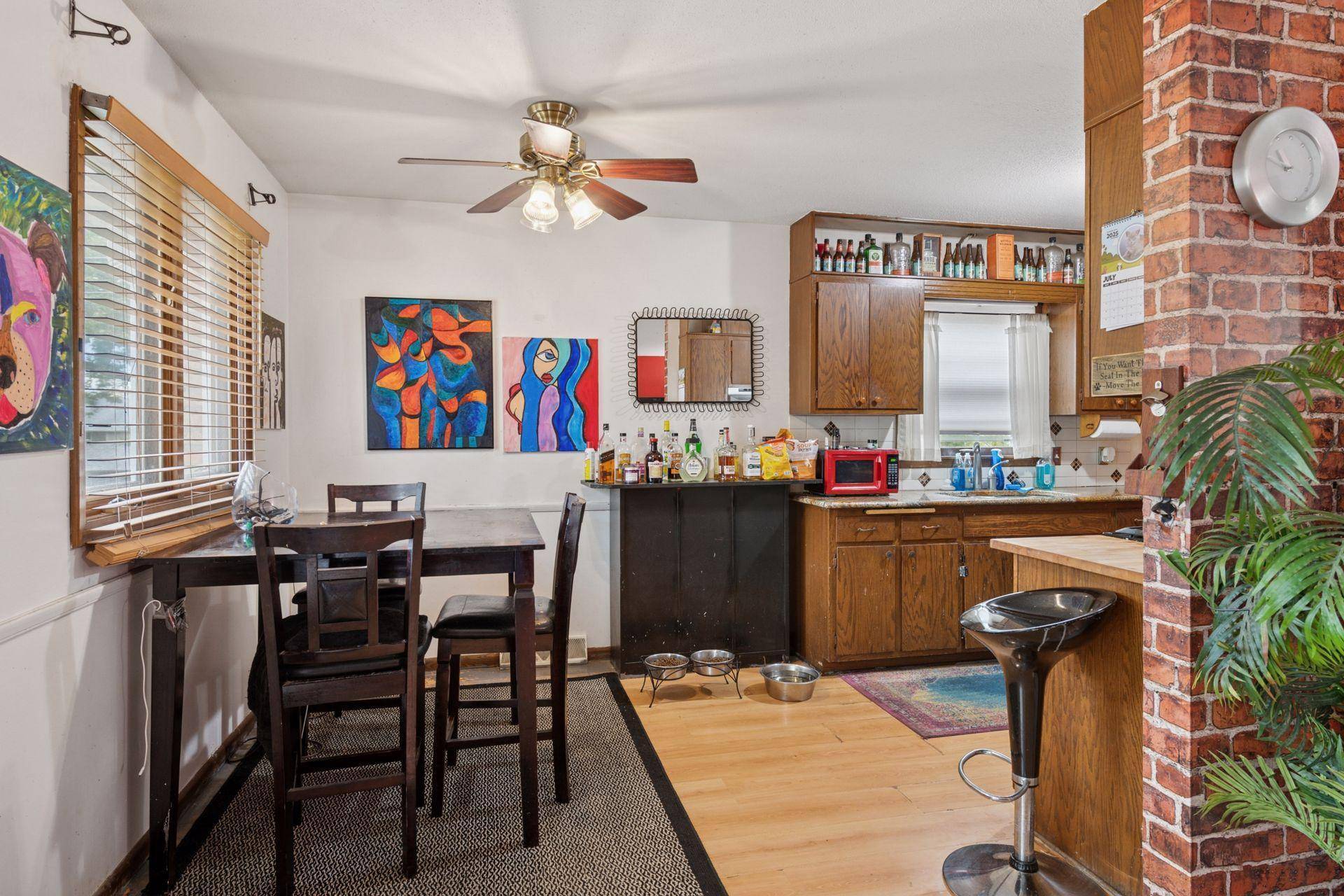 Hopkins, MN 55343,514-516 Sunnyside LN