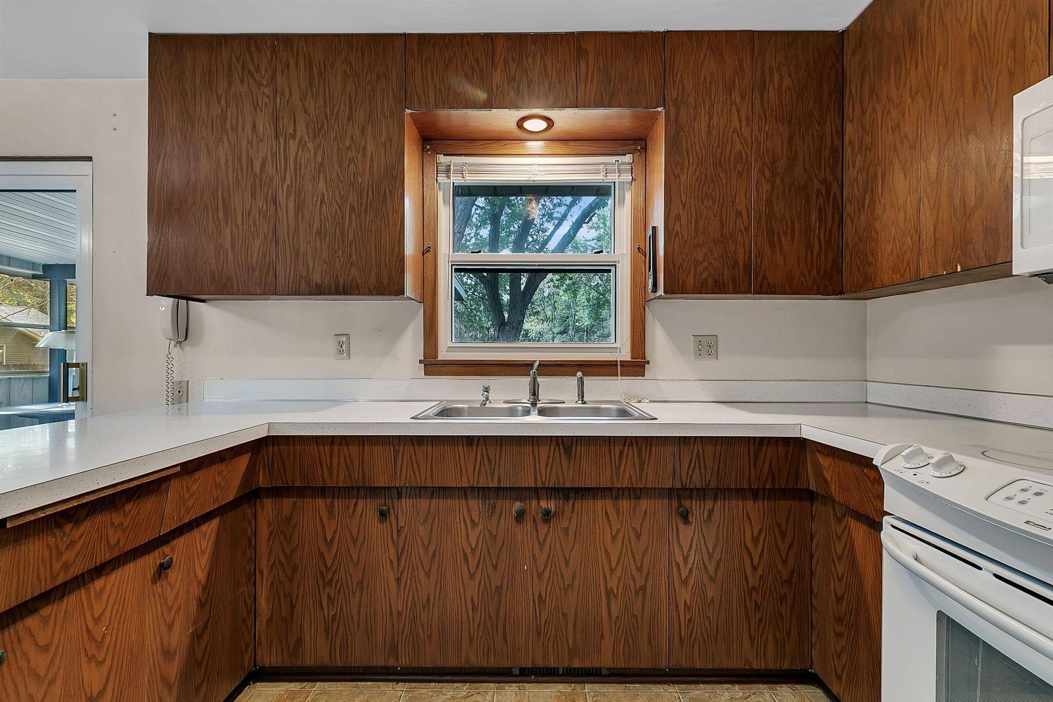 Sauk Rapids, MN 56379,1105 Summit AVE N