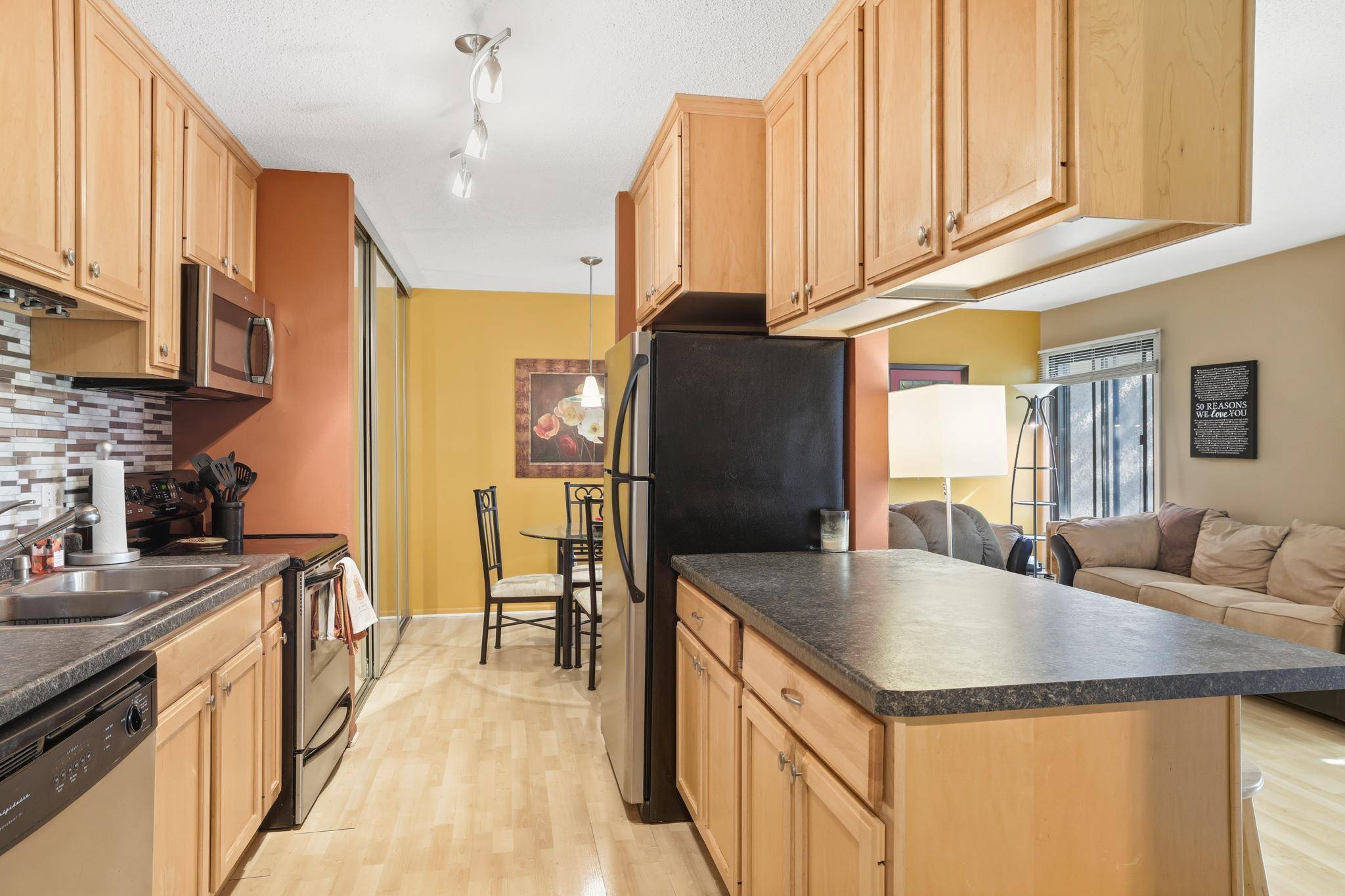 Eagan, MN 55122,4110 Rahn RD #304