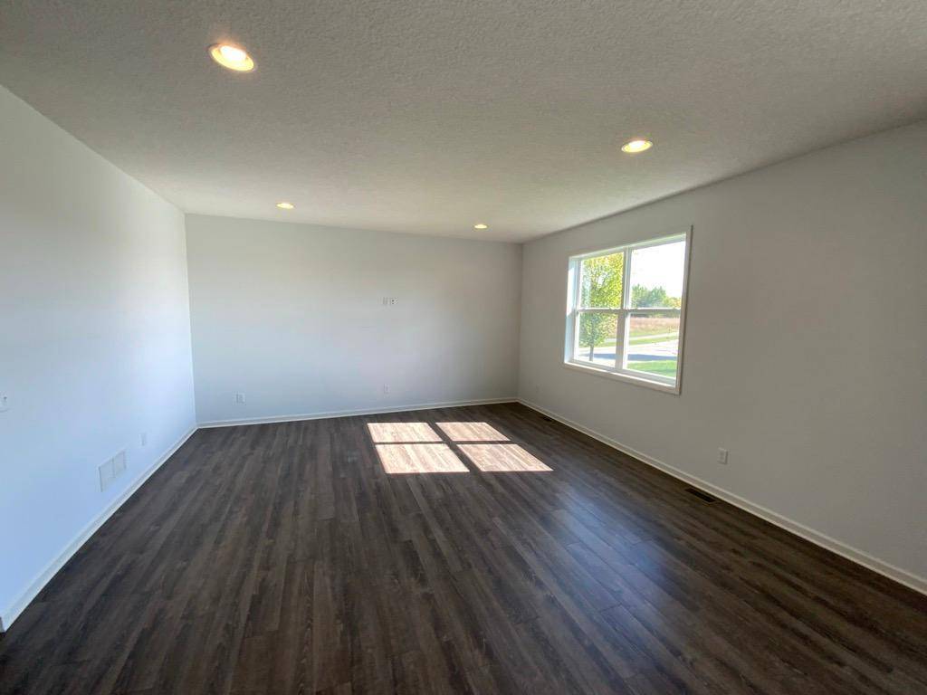 Woodbury, MN 55129,7801 Winter Wheat WAY