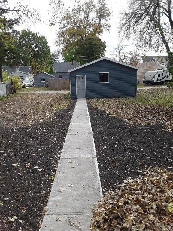 West Fargo, ND 58078,209 1st AVE E